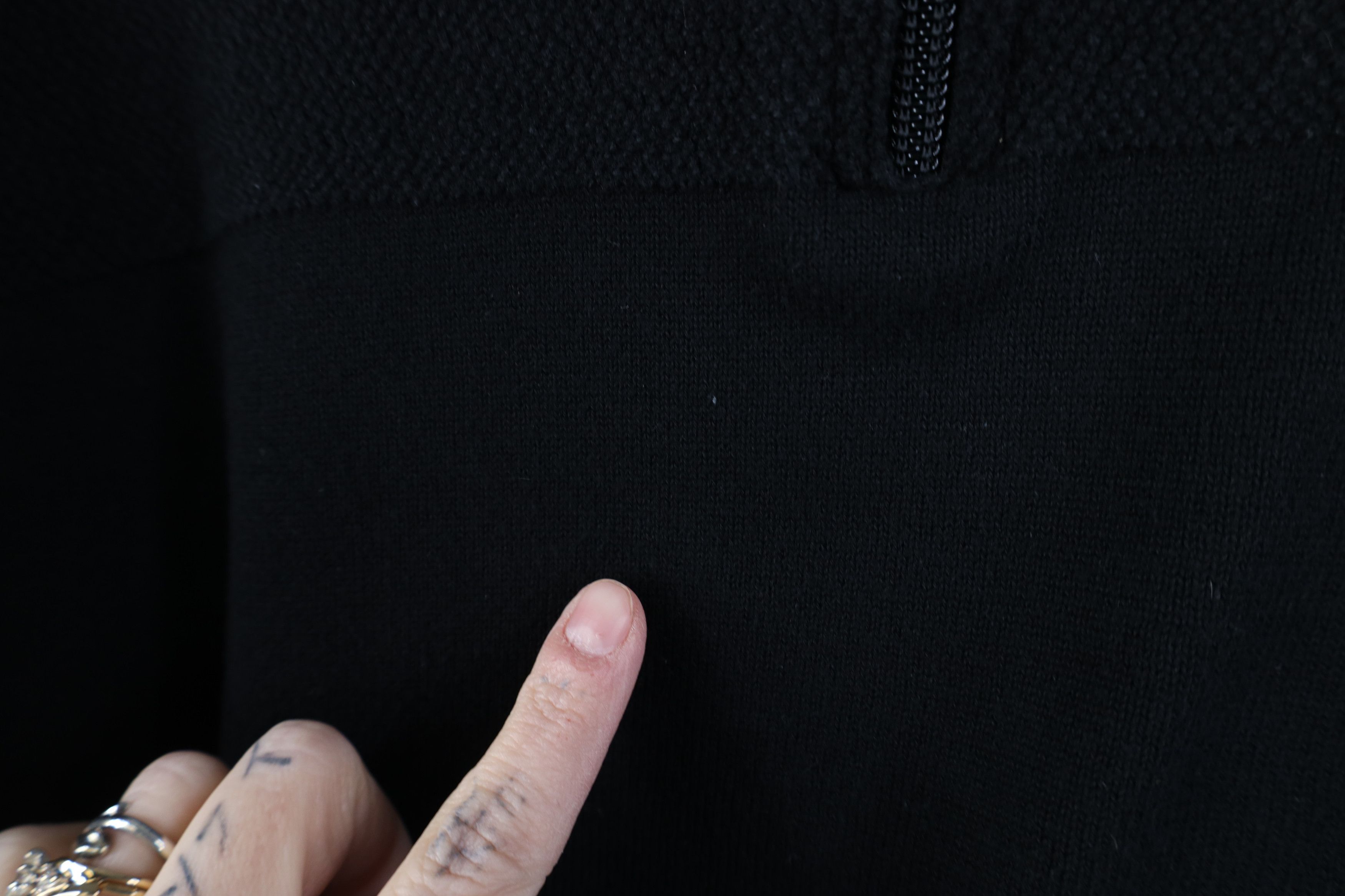 Armani Exchange Armani Exchange Thermal Knit 1/4 Half Zip Sweater Black Size US M / EU 48-50 / 2 - 5 Thumbnail