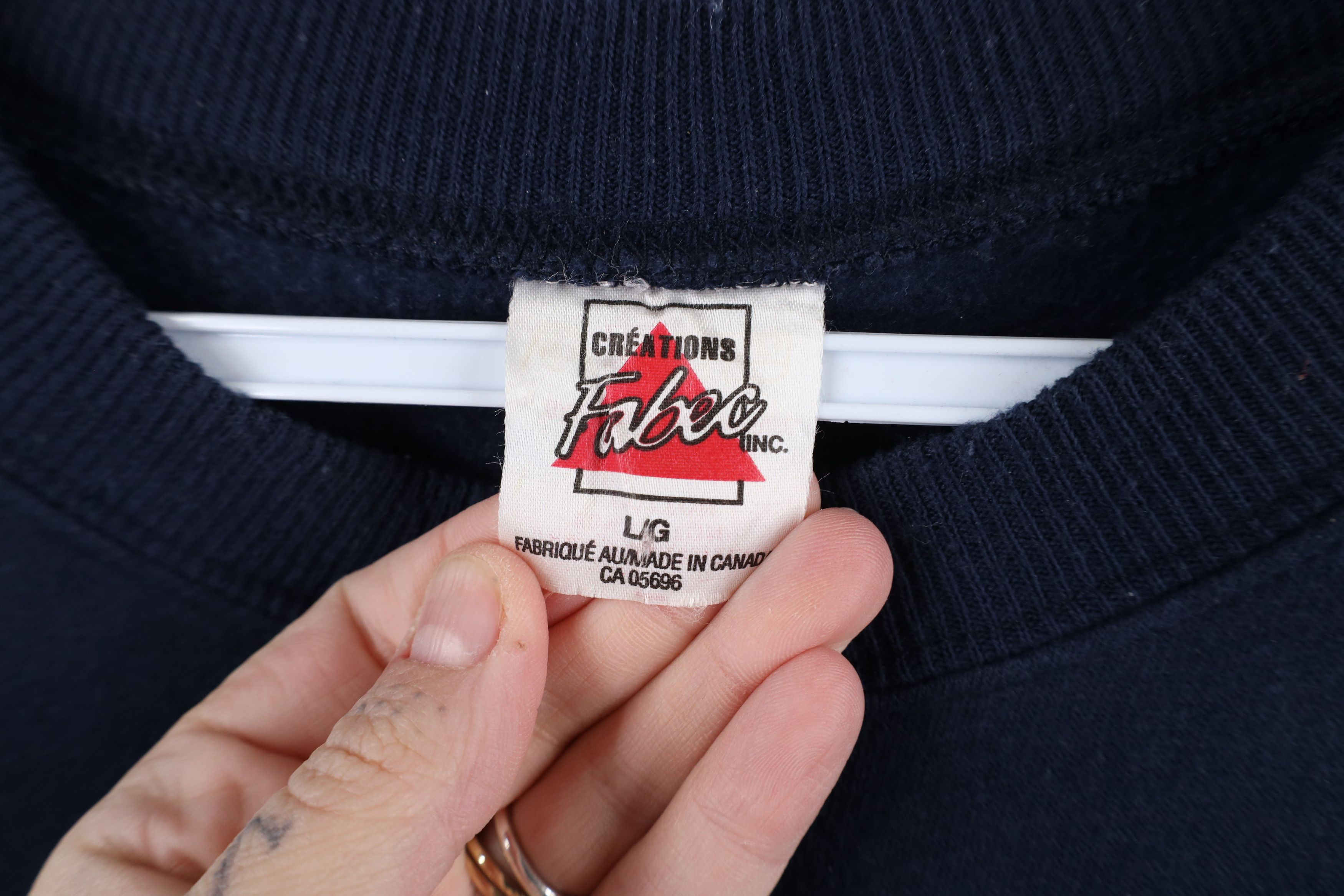 Vintage Vintage 90s Streetwear Nova Scotia Sailboat Sweatshirt Blue Size US L / EU 52-54 / 3 - 8 Thumbnail
