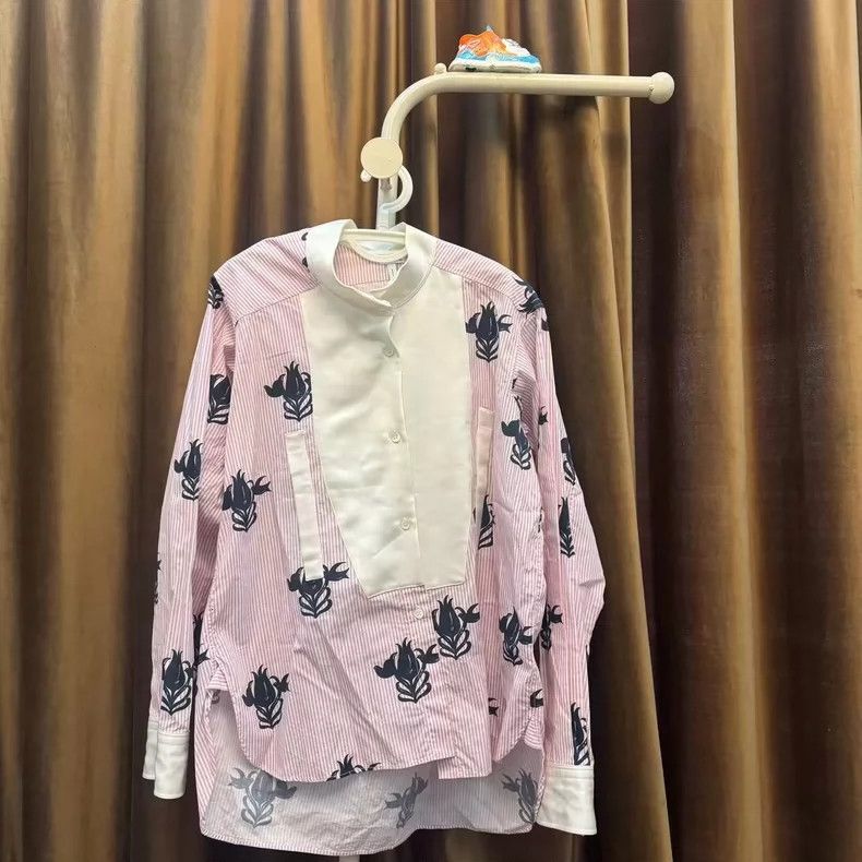 Loewe LOEWE Classic printed asymmetrical silk shirt Size S / US 4 / IT 40 - 1 Thumbnail