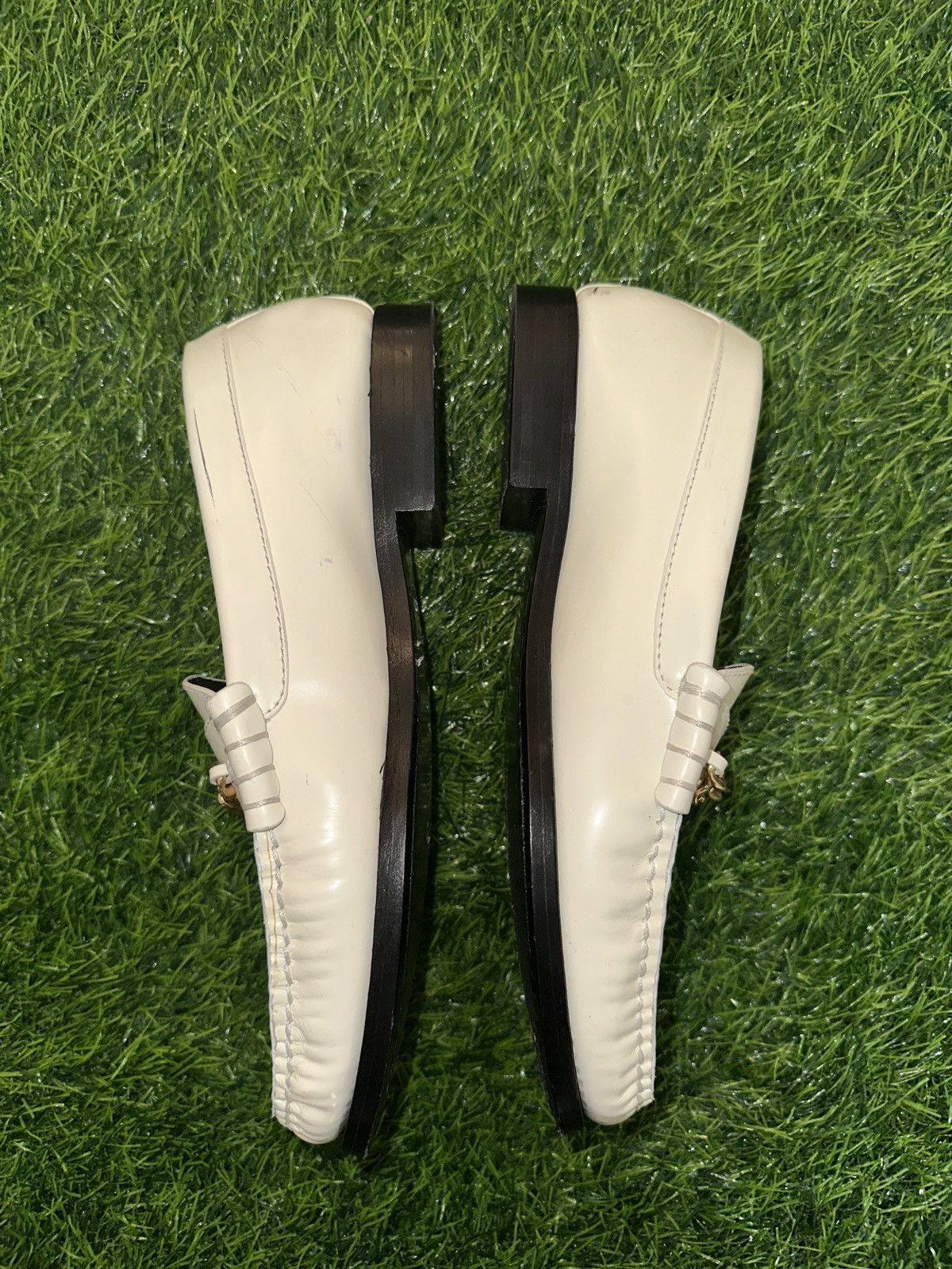 Celine Celine White Leather Luco Triomphe Chain Loafers Size 38 Size US 6 / EU 39 - 4 Thumbnail