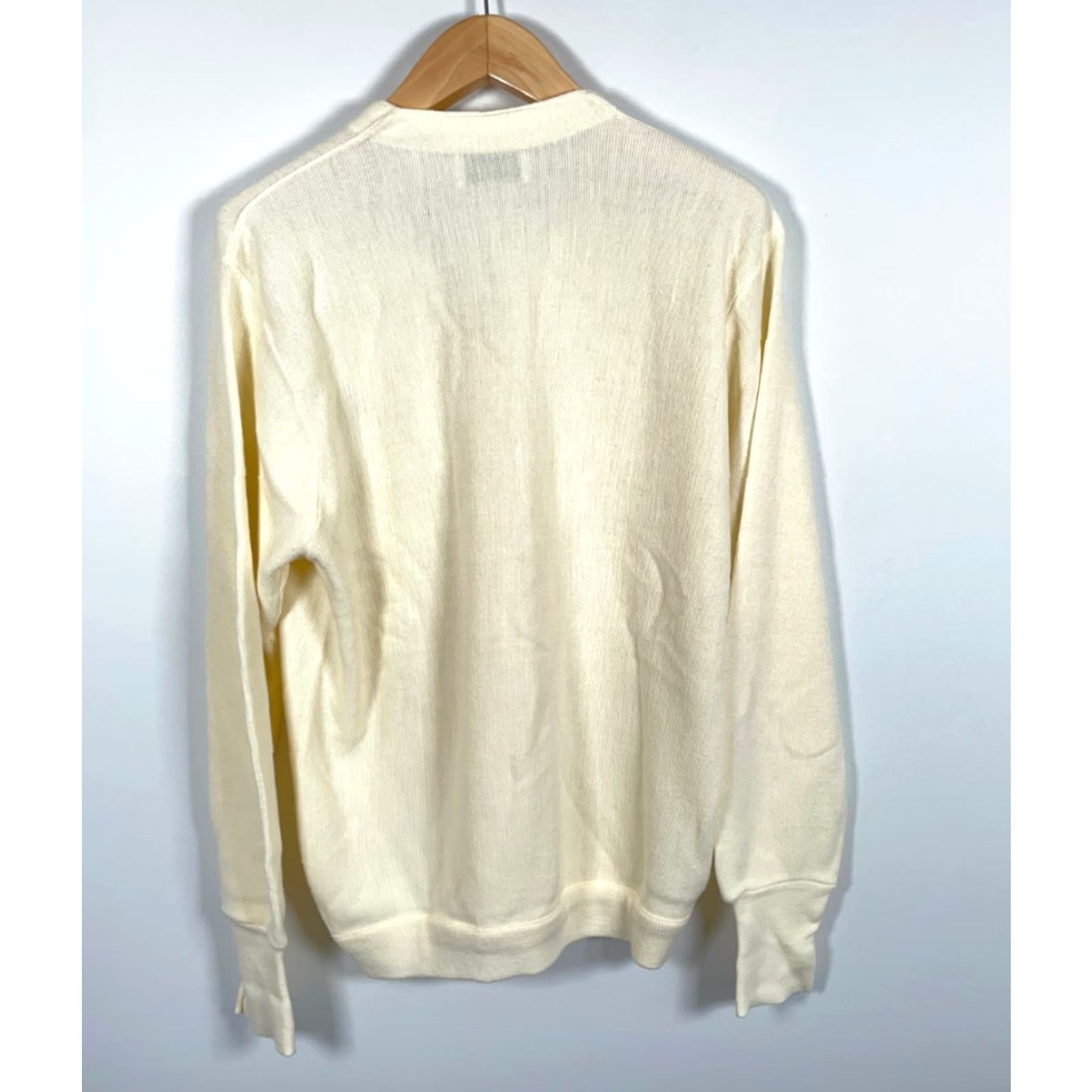 Izod VINTAGE IZOD Cardigan Sweater Mens XL Ivory Lightweight Knit 70s 80s 90s Dad Hipster Retro Embroidered USA Made Size US XL / EU 56 / 4 - 2 Thumbnail