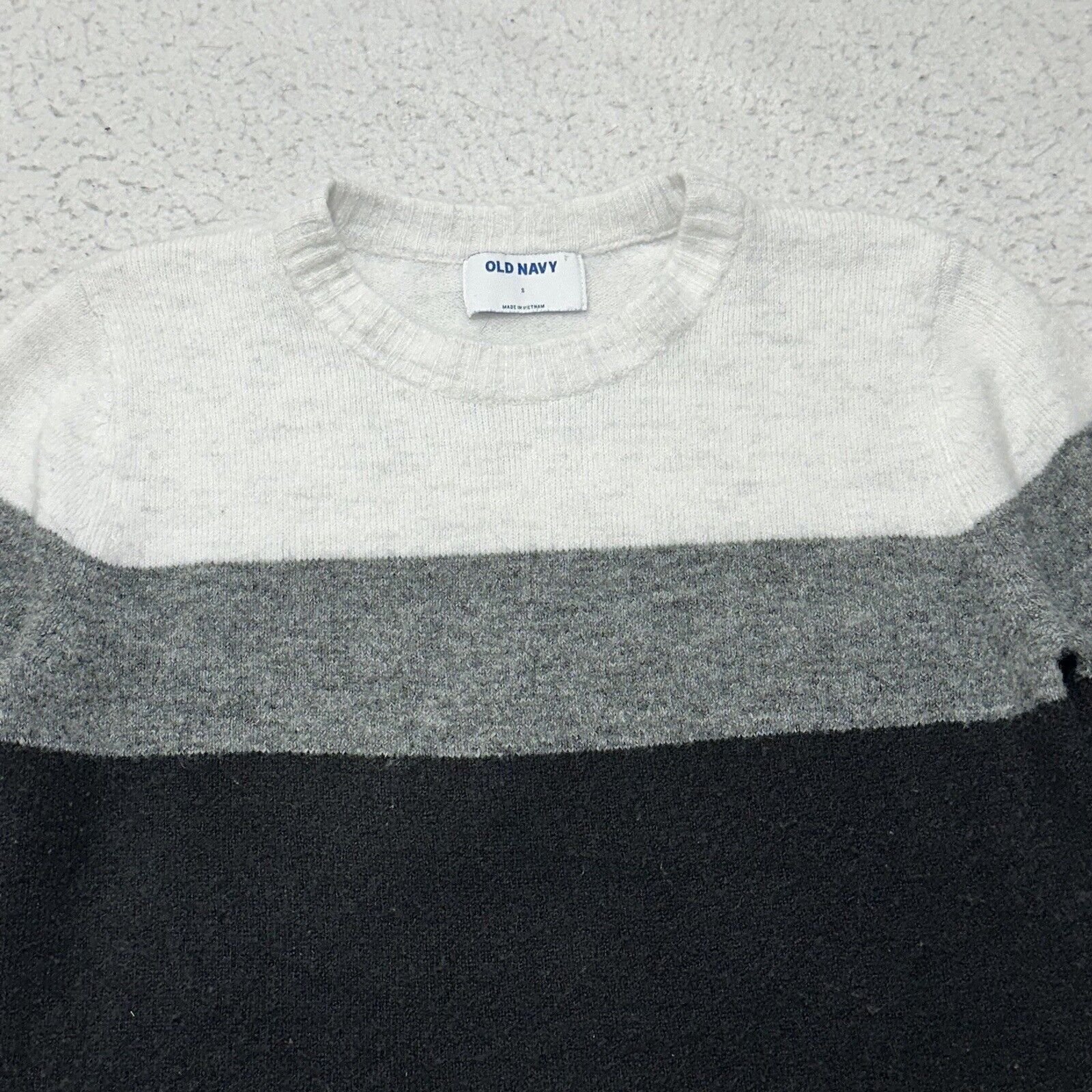 Old Navy Old Navy Small Lightweight Sweater Black White Gray Striped Size S / US 4 / IT 40 - 2 Thumbnail