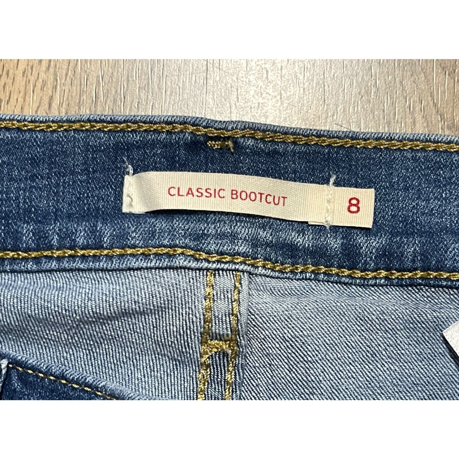 Levi's VINTAGE Levi's Jeans Women's Size 8 Blue Denim Classic Bootcut Pockets Size 30" / US 8 / IT 44 - 6 Thumbnail