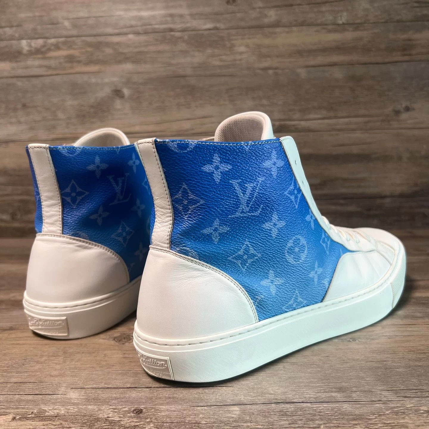 Louis Vuitton LV Tattoo Clouds White Blue High Top Canvas Sneaker UK7 Size US 8 / EU 41 - 3 Thumbnail