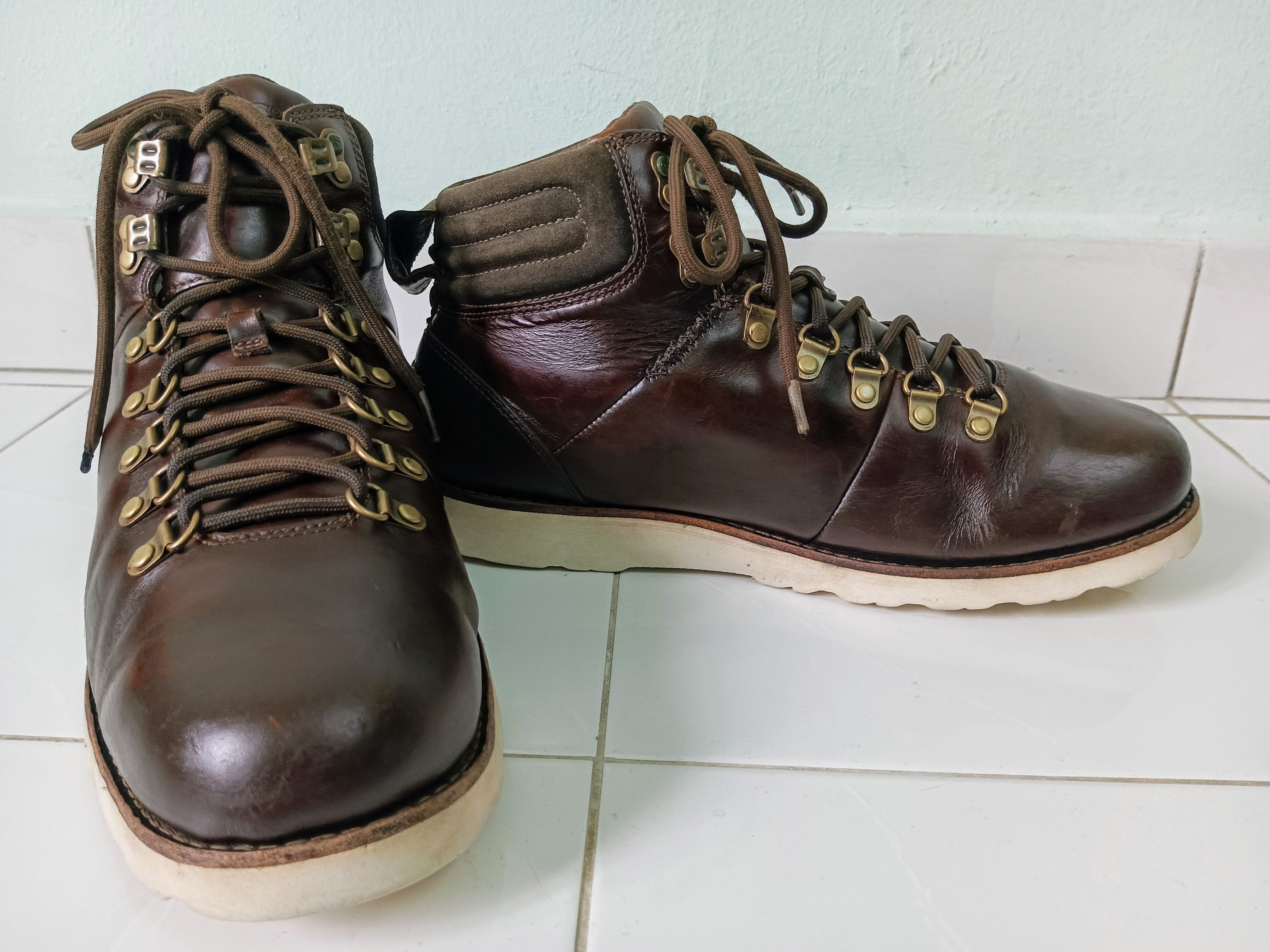 Ugg × Vibram UGG Capulin Mens Leather Waterproof Boots S/N 3238 Size US 10 / EU 43 - 8 Thumbnail