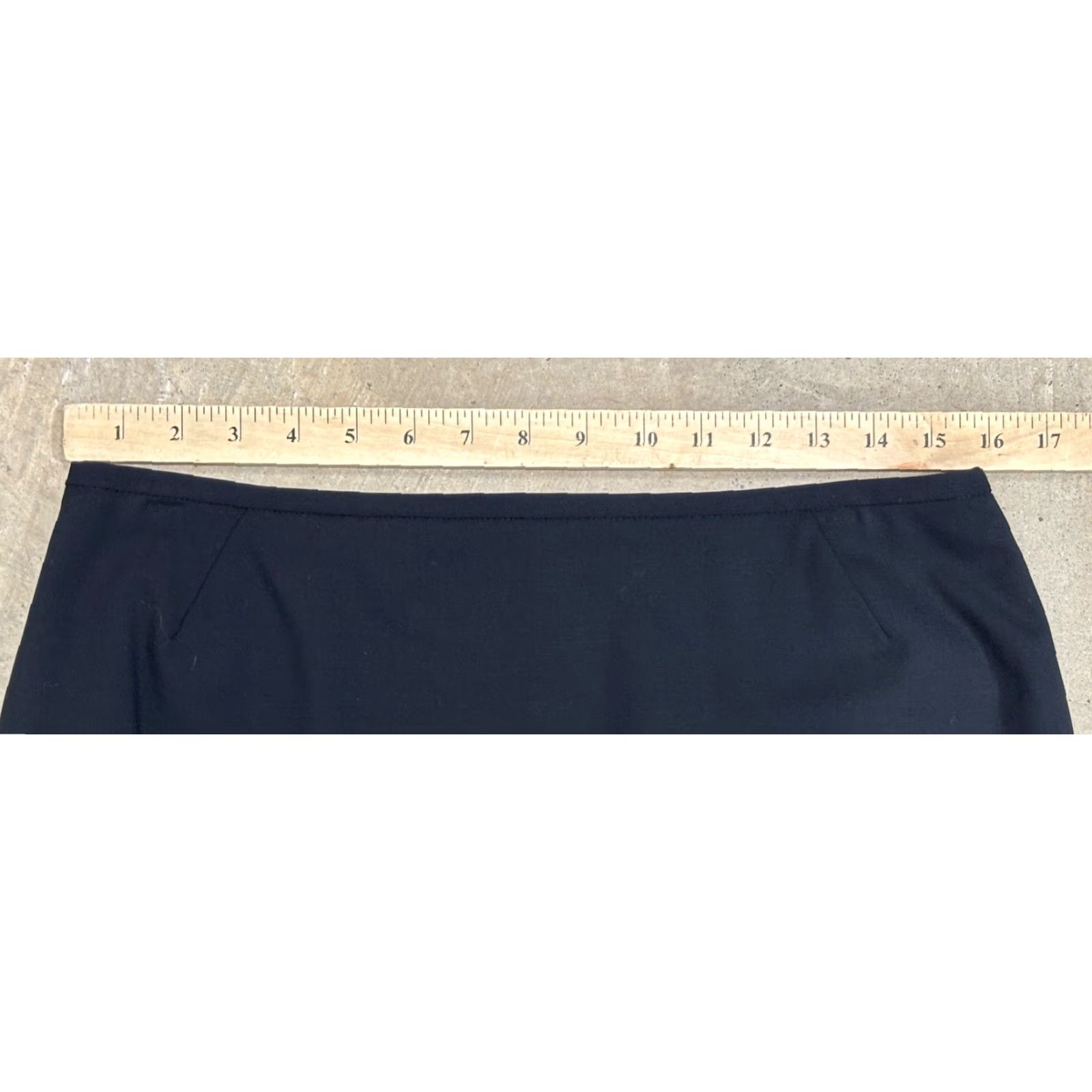 Vintage Lafayette 148 Women's Pencil Skirt In Black Wool 10 Career Capsule Skirt Size 32" / US 10 / IT 46 - 7 Thumbnail