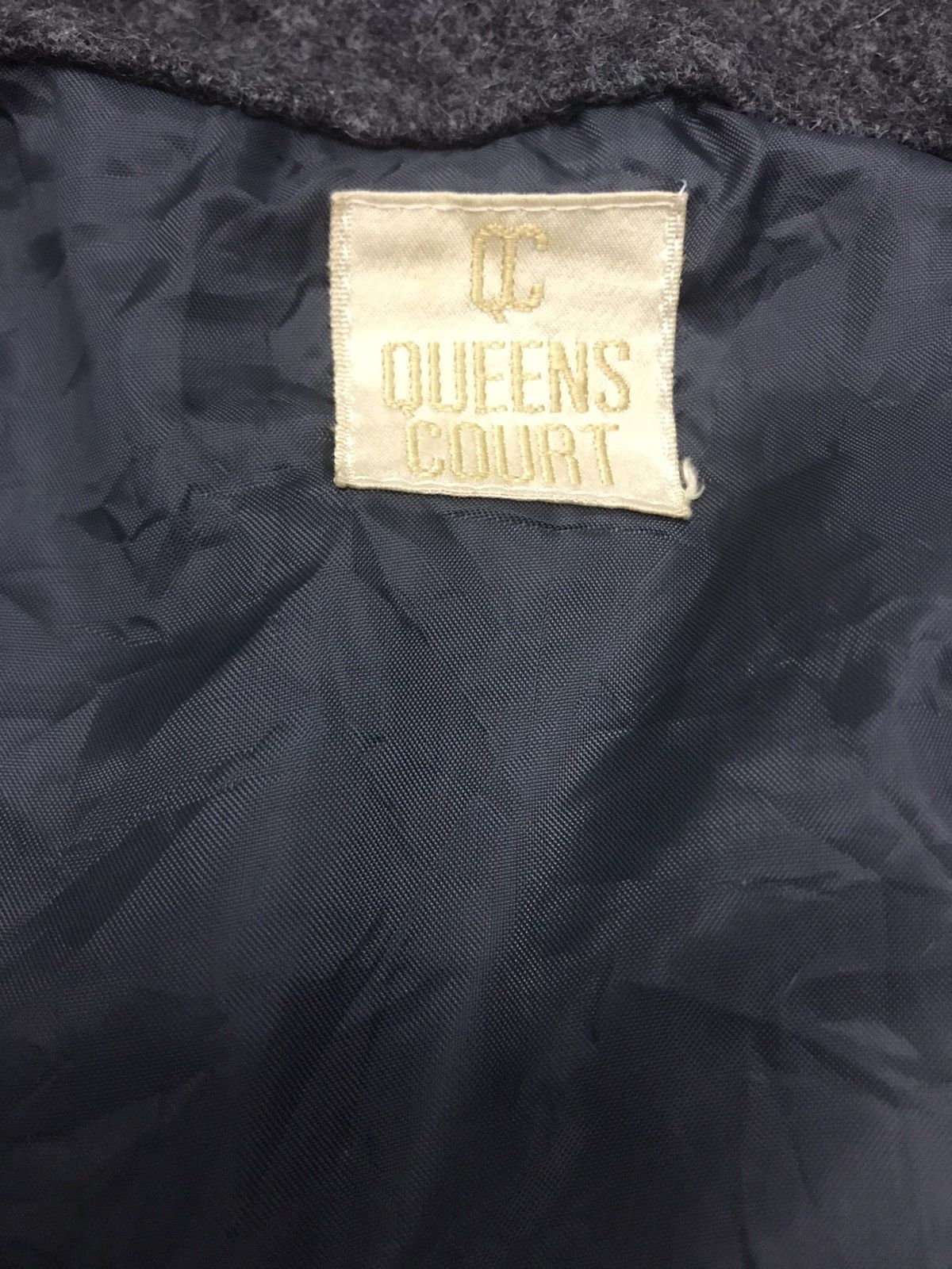 Designer × Japanese Brand VINTAGE QUEEN COURT WOOL JACKET Size US L / EU 52-54 / 3 - 6 Thumbnail