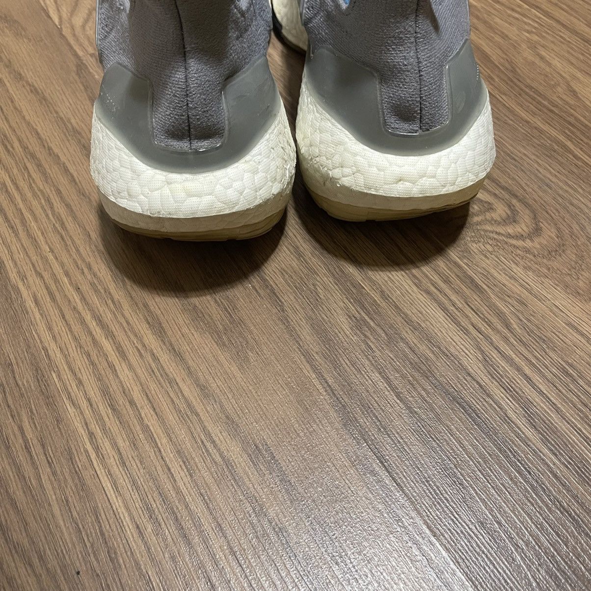 Adidas adidas Ultraboost Light grey silver Knit Upper Lace size 11 Size US 11 / EU 44 - 8 Thumbnail