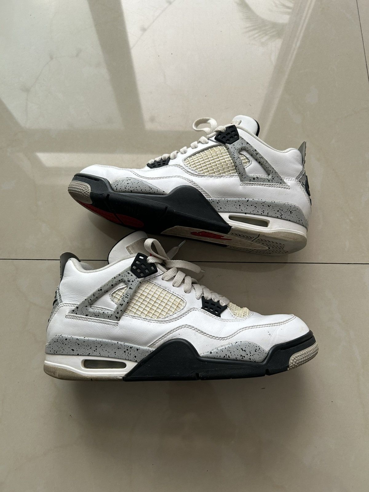 Jordan Brand Jordan 4 White Cement Size US 9.5 / EU 42-43 - 1 Thumbnail