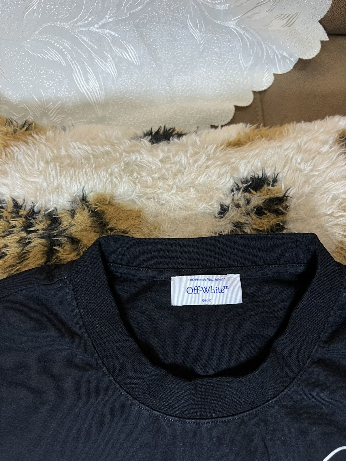 Off-White Offwhite Black Scan Arrow Tshirt. Size US XXS / EU 40 - 3 Thumbnail
