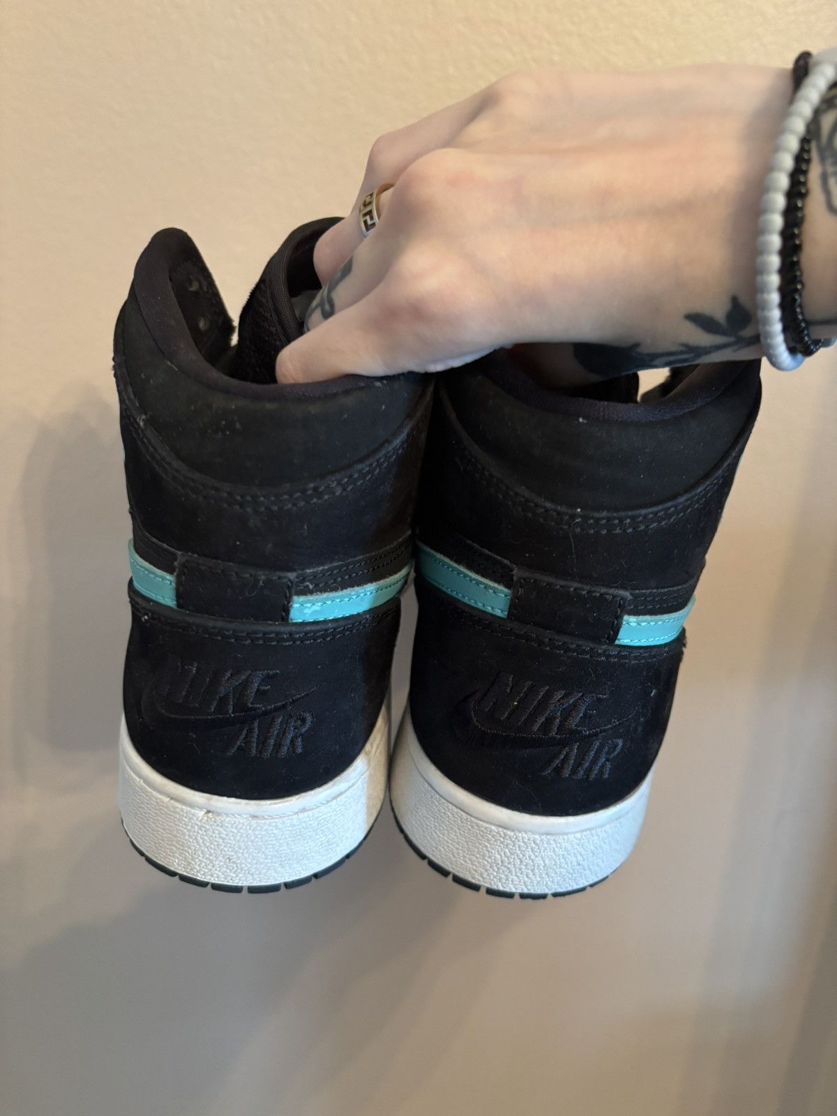 Jordan Brand Air Jordan 1 Retro High BG 'Hyper Jade' Size US 5 / EU 37 - 4 Thumbnail