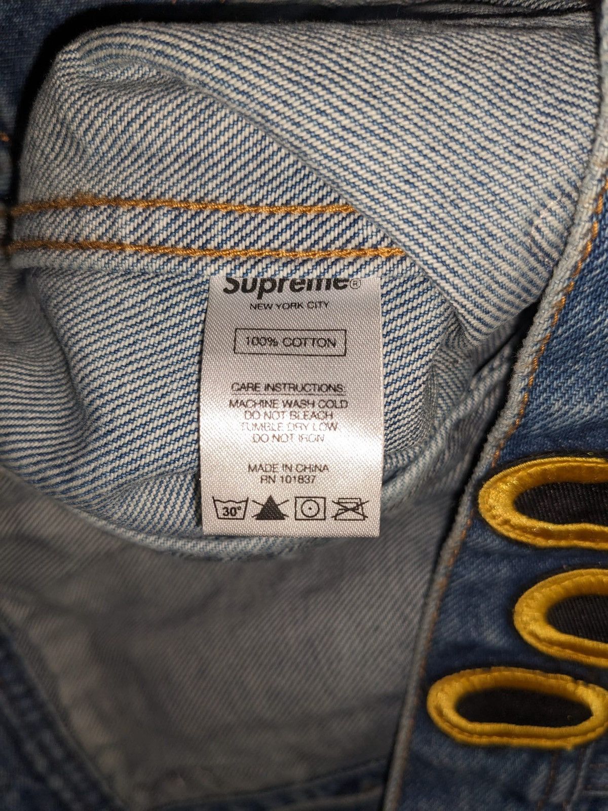 Supreme SS18 SUPREME PATCHES DENIM TRUCKER JACKET BLUE M Size US M / EU 48-50 / 2 - 8 Thumbnail