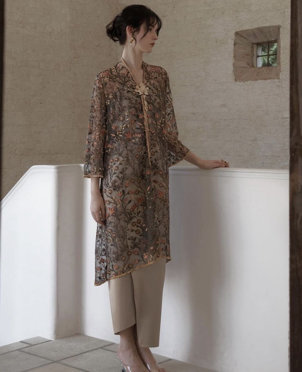 Other KEMALA embroidery bronze Size L / US 10 / IT 46 - 2 Thumbnail