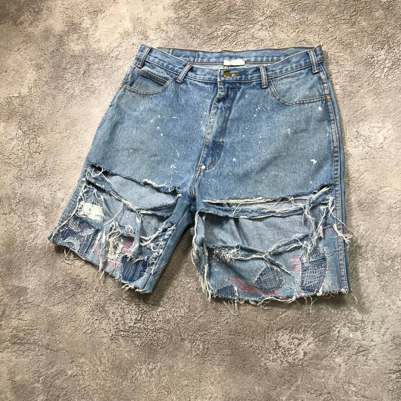 Vintage VINTAGE DISTRESSED PAINTED DENIM SHORTS JAPAN CASUAL Y2K 90s Size US 34 / EU 50 - 1 Thumbnail