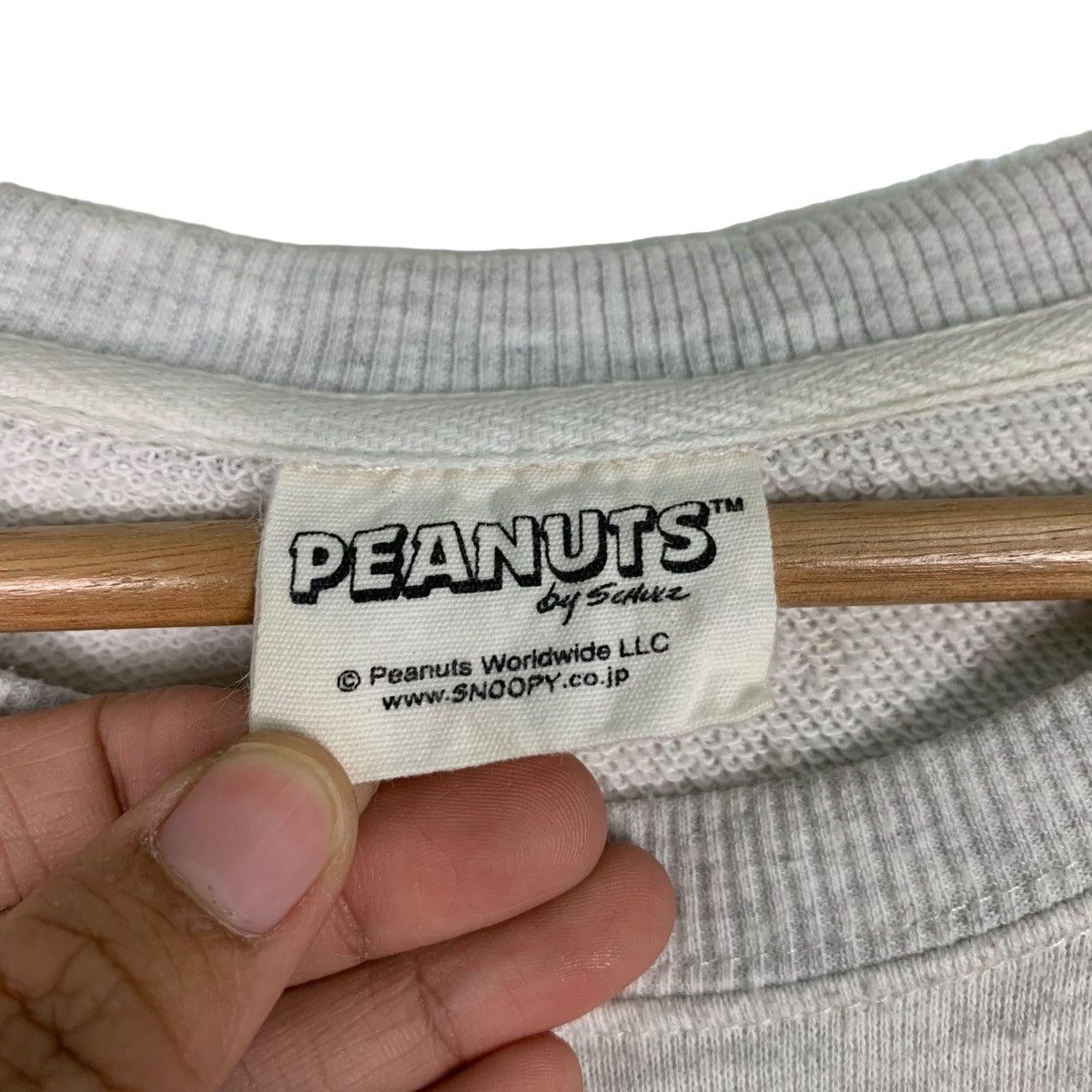 Peanuts PEANUTS Snoopy Big Logo Sweatshirts #0713-C33 Size US L / EU 52-54 / 3 - 12 Thumbnail