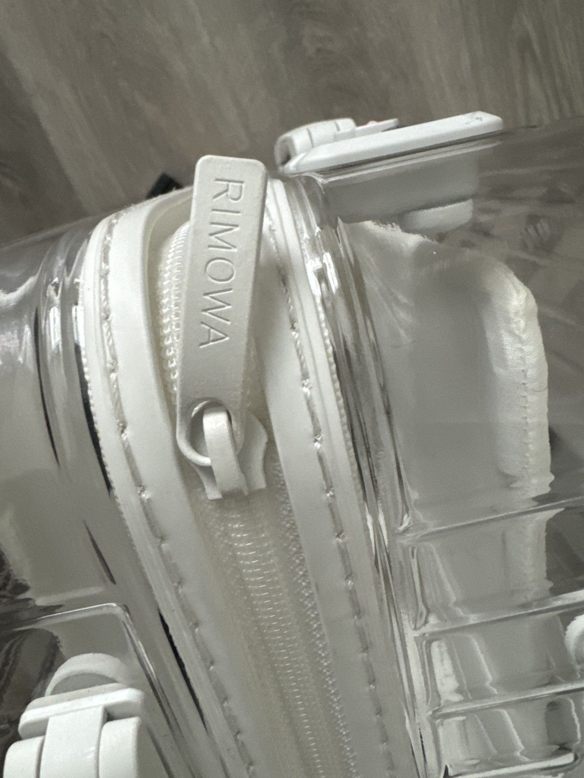 Off-White Rimowa x Off White Collab Size ONE SIZE - 8 Thumbnail