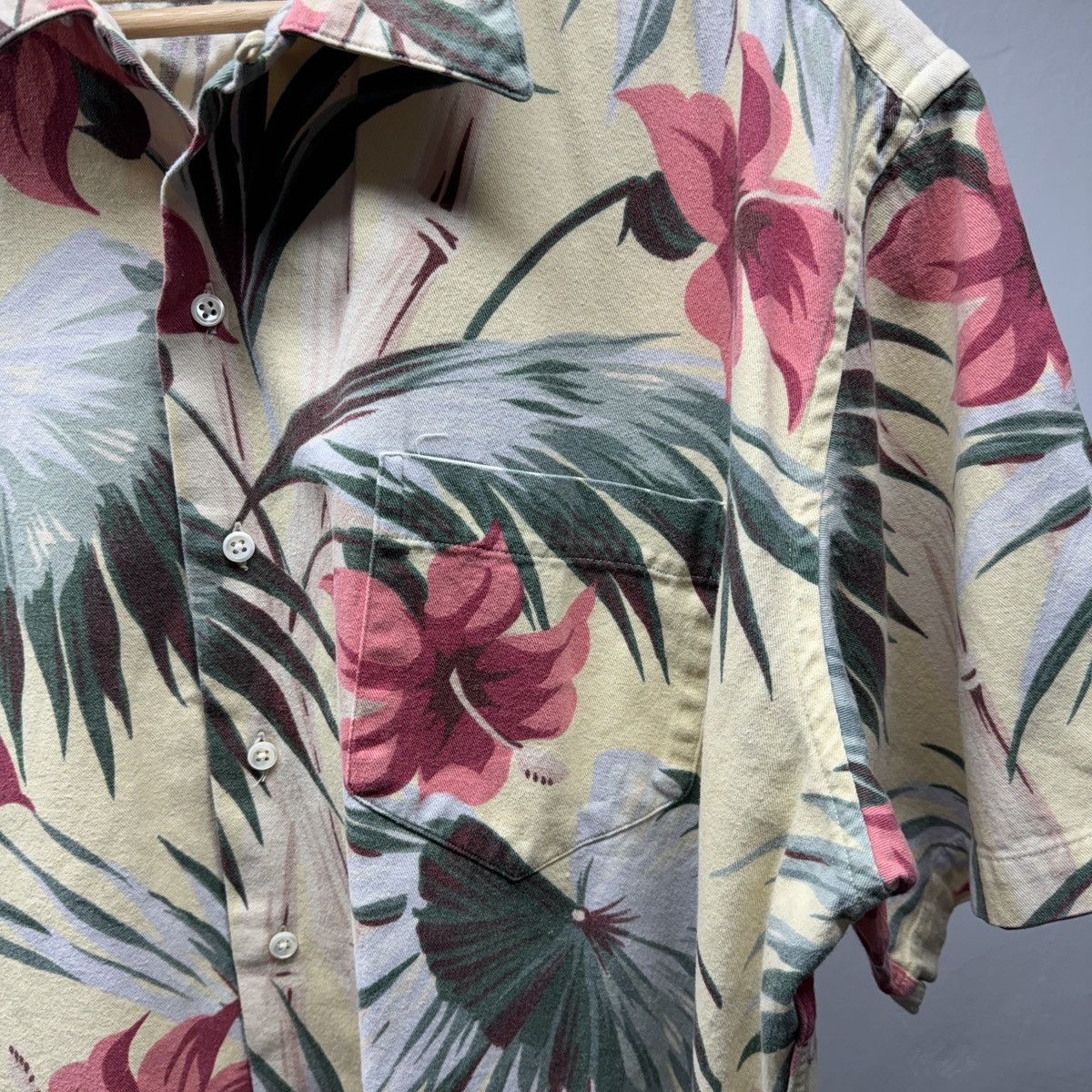Polo Ralph Lauren 90s Polo Ralph Lauren Loop Collar Aloha Floral Shirt USA Size US XL / EU 56 / 4 - 5 Thumbnail