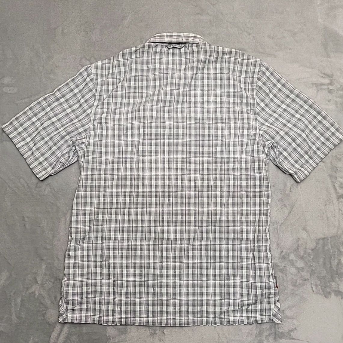 Vintage Simms Shirt Mens M Plaid Short Sleeve Lightweight Fishing Performance Zip Pocket Size US M / EU 48-50 / 2 - 7 Thumbnail