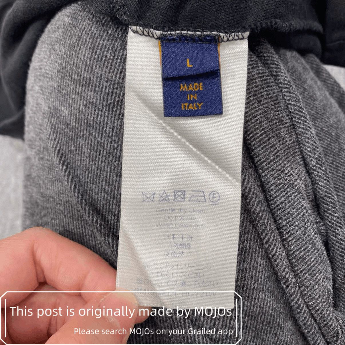 Louis Vuitton Louis Vuitton Space LV Logo Tee mojos14051029 Size US L / EU 52-54 / 3 - 4 Thumbnail