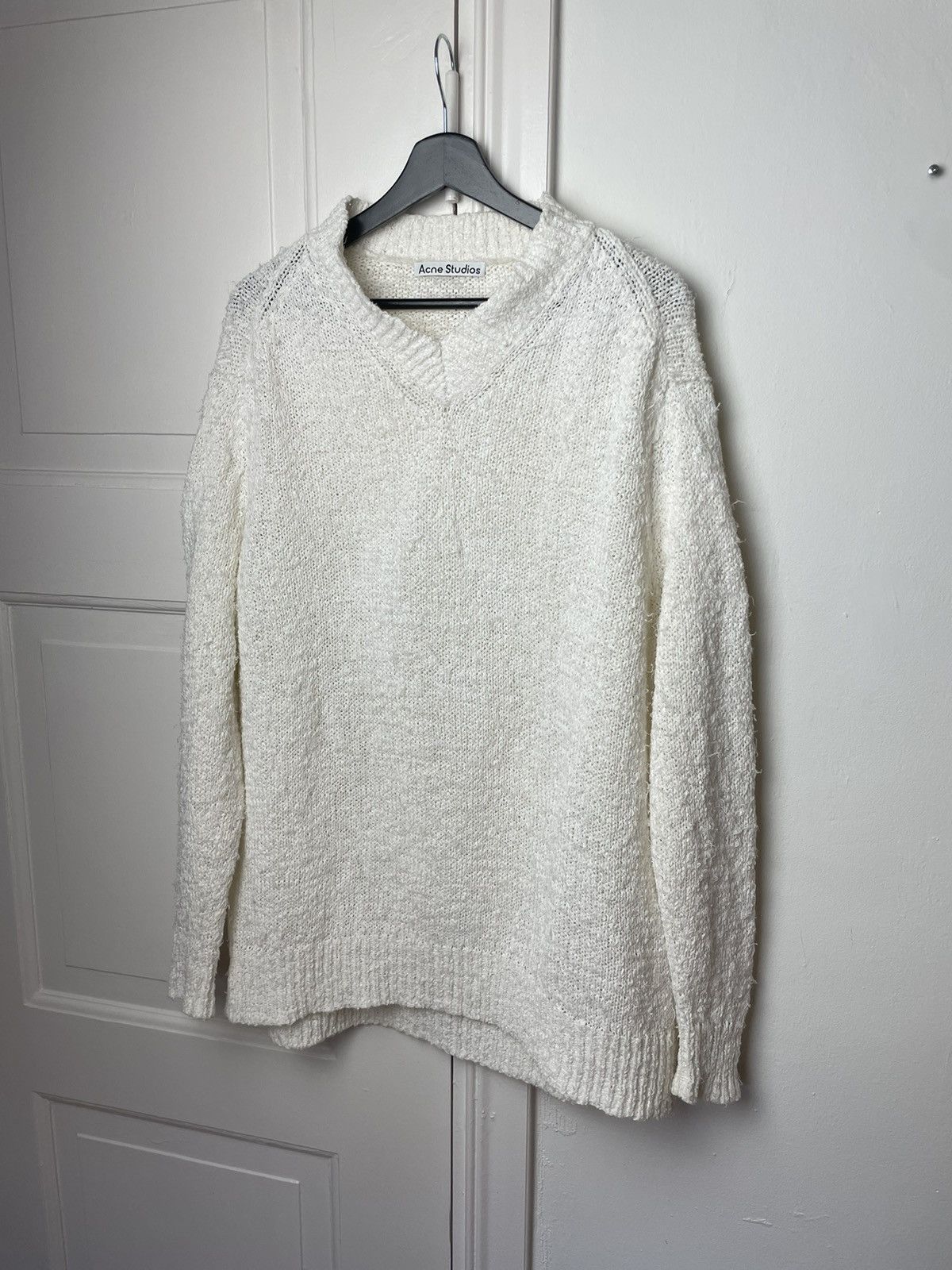 Acne Studios Acne Studios AW 20 white knit sweater v-neck Kurt Size US M / EU 48-50 / 2 - 2 Thumbnail