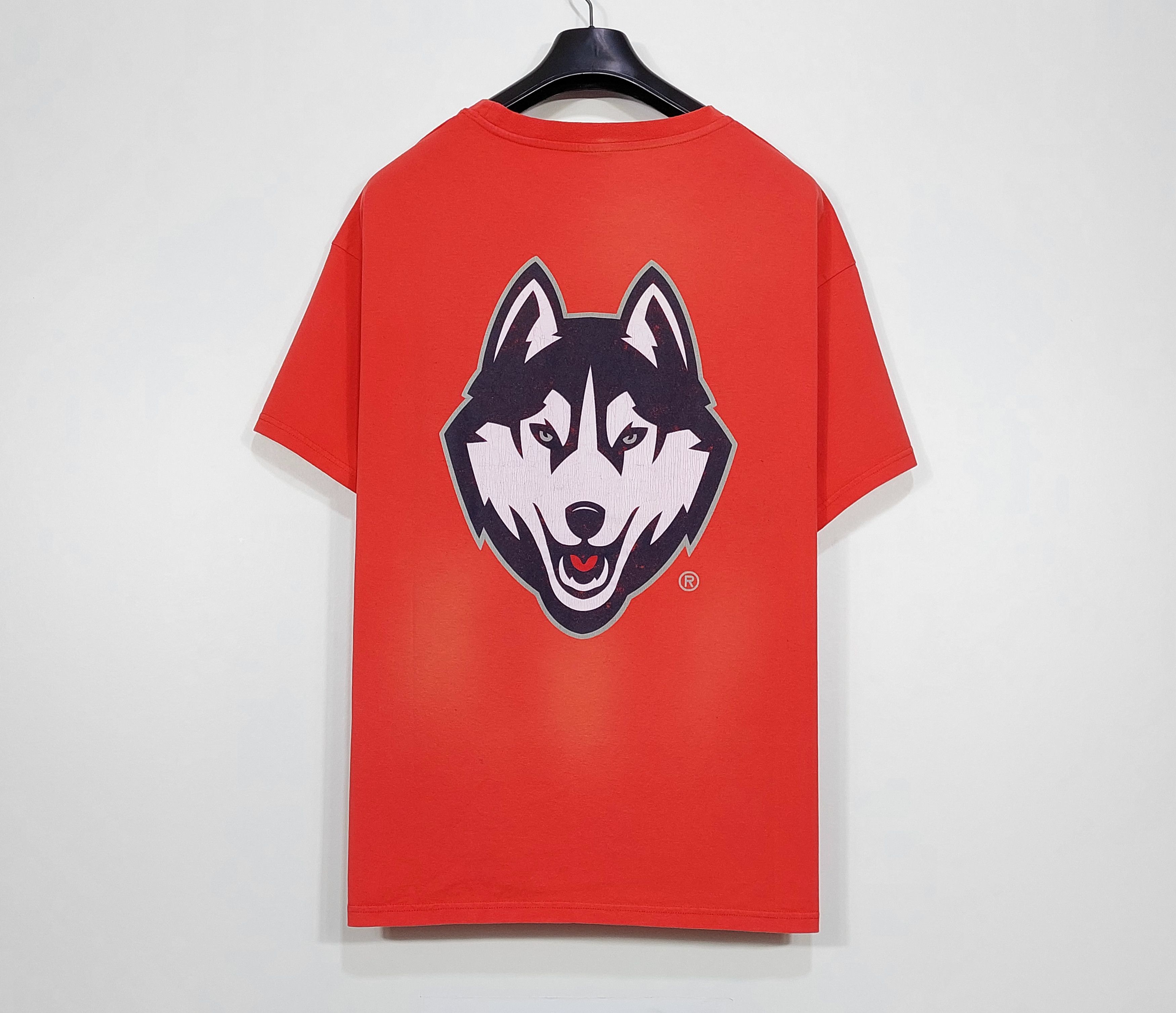 Eric Emanuel EE college UCONN tshirt - washed red XL Size US XL / EU 56 / 4 - 6 Thumbnail