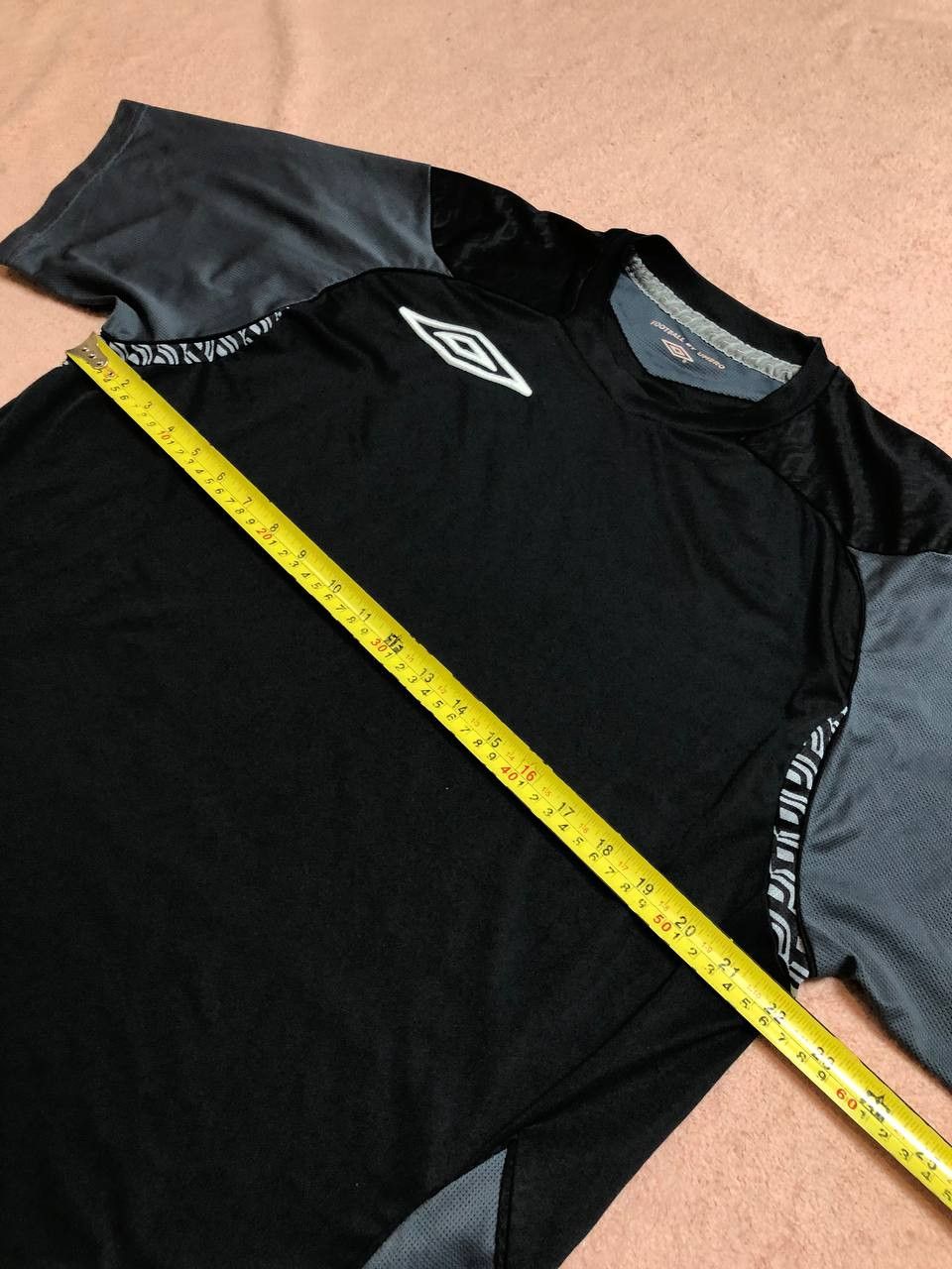 Umbro UMBRO Men’s Crewneck T-Shirt Regular Fit SPORTWEAR Size US XL / EU 56 / 4 - 9 Thumbnail