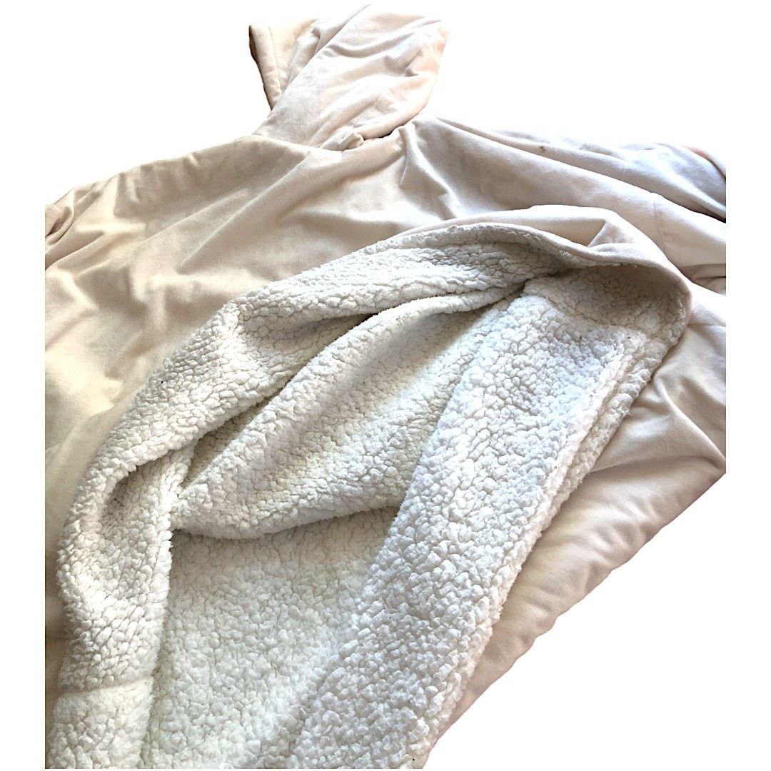 Other THE COMFY Oversized Microfiber & Sherpa Wearable Blanket Size US XXL / EU 58 / 5 - 8 Thumbnail