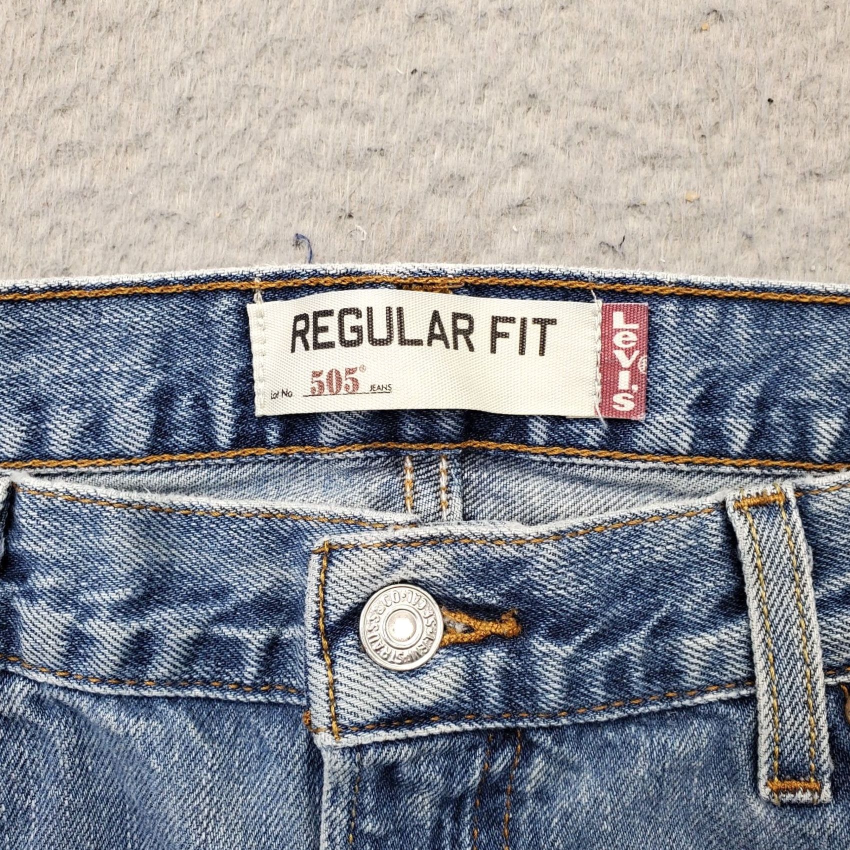 Levi's Levi's 505 Straight Jeans Mens 38x29 Blue Denim Regular Fit Streetwear Red Tab Jeans Mens Size 38 Blue Denim Regular Fit 5-Pocket Design Size US 38 / EU 54 - 7 Thumbnail