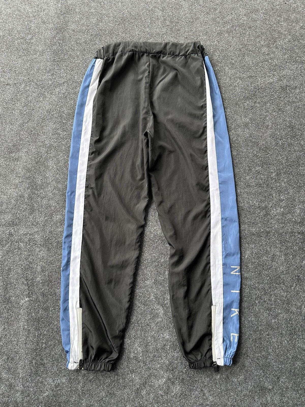 Vintage Vintage 90s Nike Nylon Track Pant D258 Size US 30 / EU 46 - 5 Thumbnail