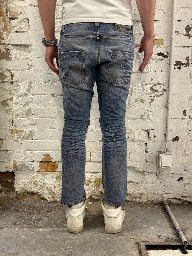John Galliano AW2011 Galliano Blue Denim Distressed Jeans Size US 31 - 4 Thumbnail
