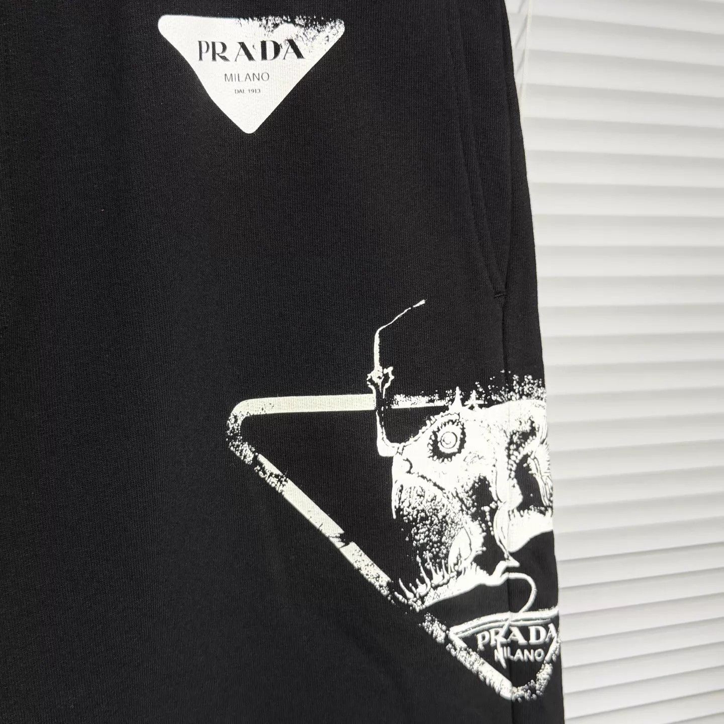 Prada Prada Lanternfish Print Combed Cotton Black L Shorts Size US 34 / EU 50 - 3 Thumbnail