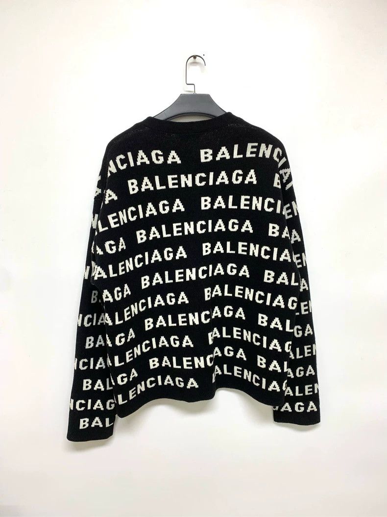 Balenciaga Balenciaga Black full-print logo knit cardigan sweater 2503 Size US M / EU 48-50 / 2 - 2 Thumbnail