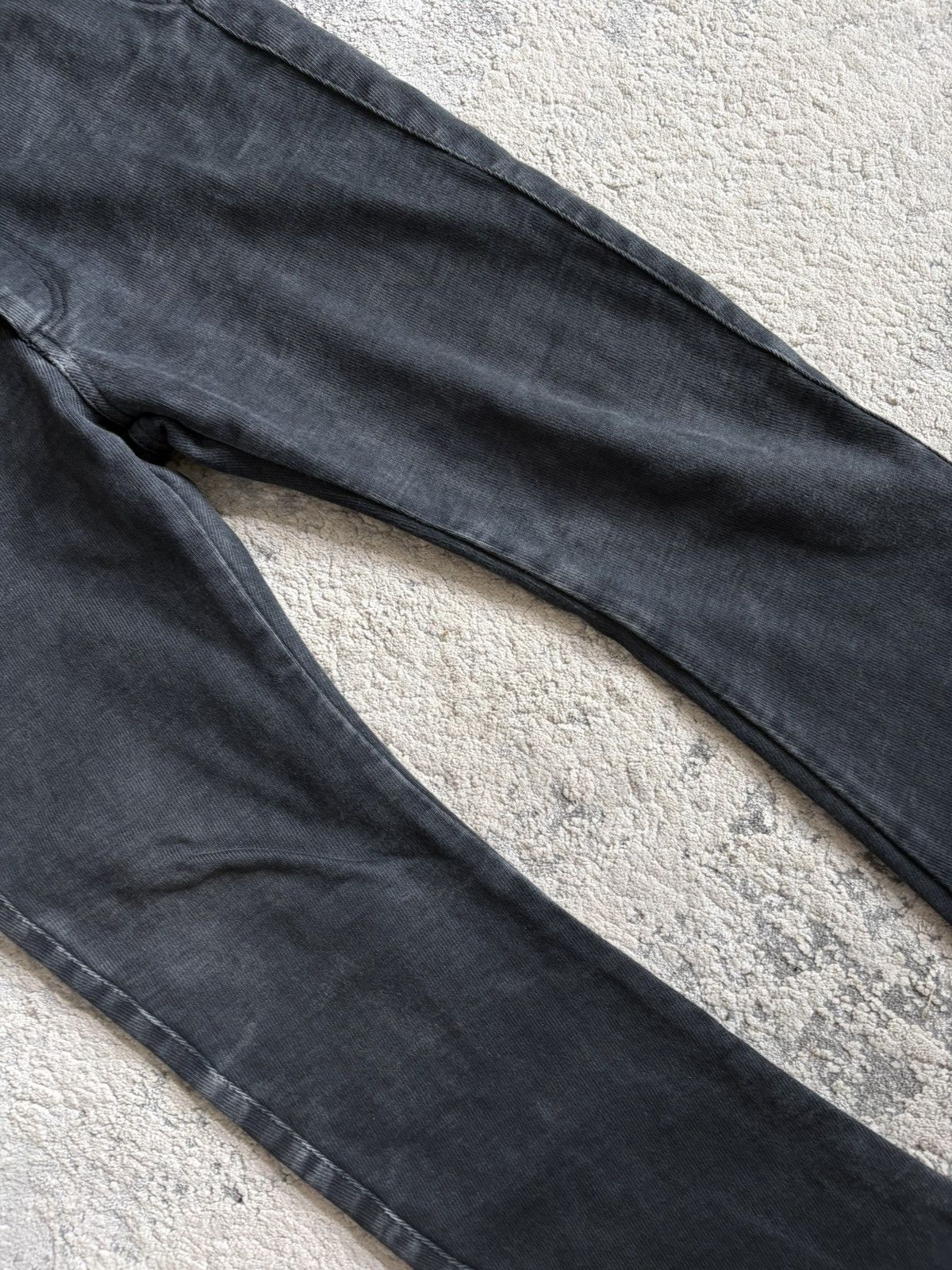 Japanese Brand Acanthus - Charcoal Curve Leg Cutoff Denim Size US 30 / EU 46 - 3 Thumbnail