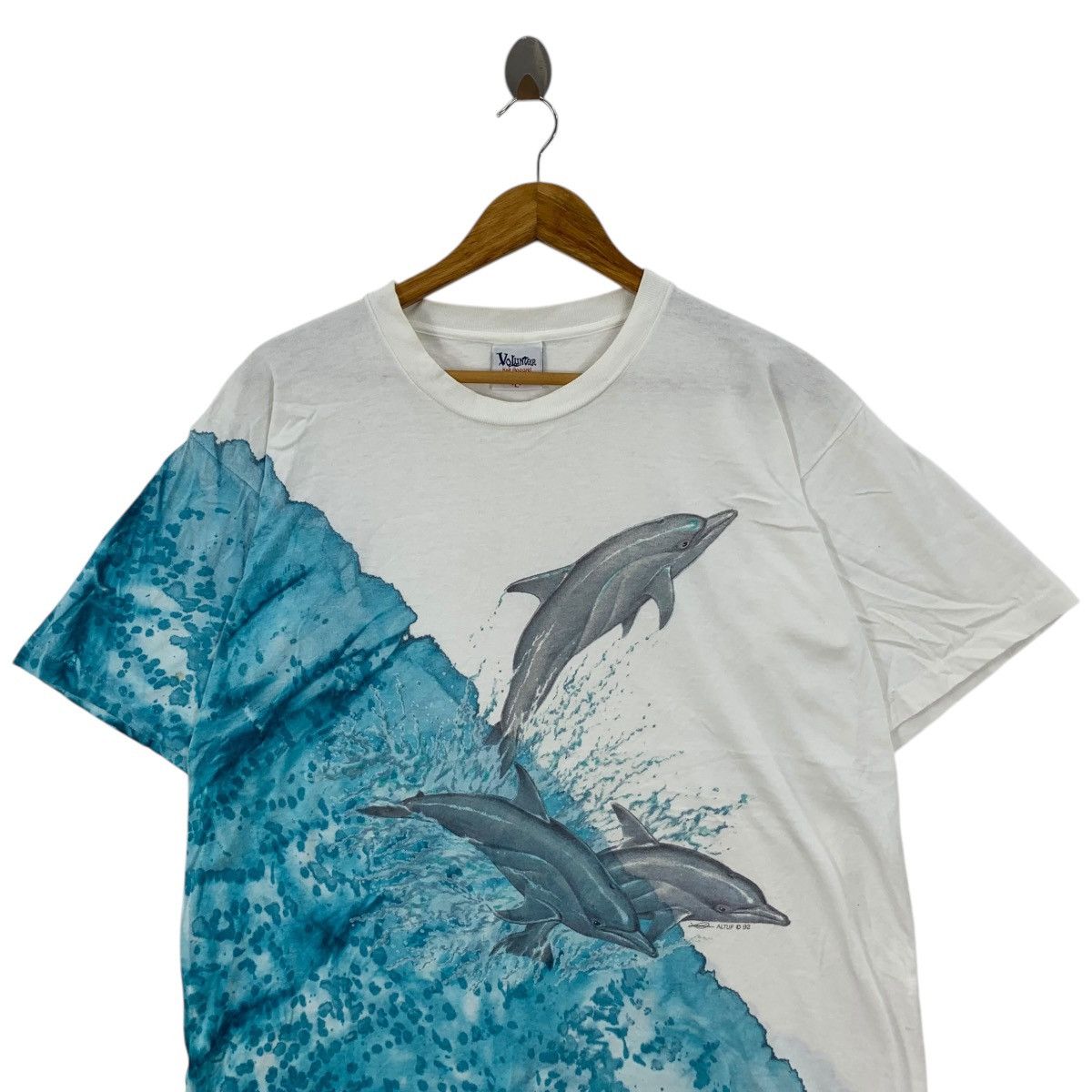 Vintage Vintage 1992 OREGON INLET DOLPHIN Altuf Painting Tee Shirt Size L / US 10 / IT 46 - 2 Thumbnail