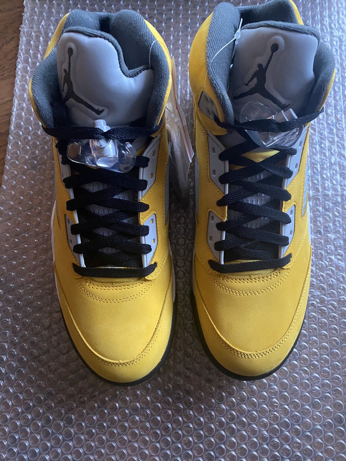 US 11 AIR JORDAN 5 RETRO TOKYO 23 2025 IO3372-700 AJ5