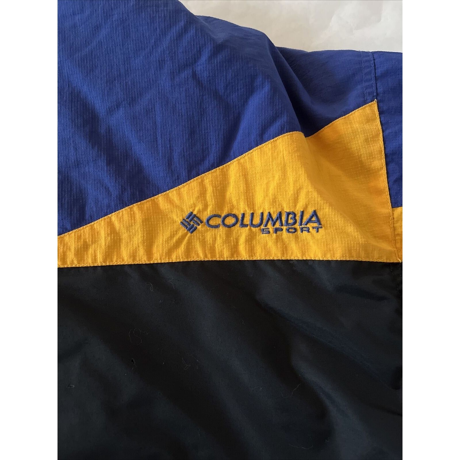 Columbia Columbia VTG Men’s L Blue Gold LS Zip Polyester Nylon Coat Size US L / EU 52-54 / 3 - 13 Thumbnail