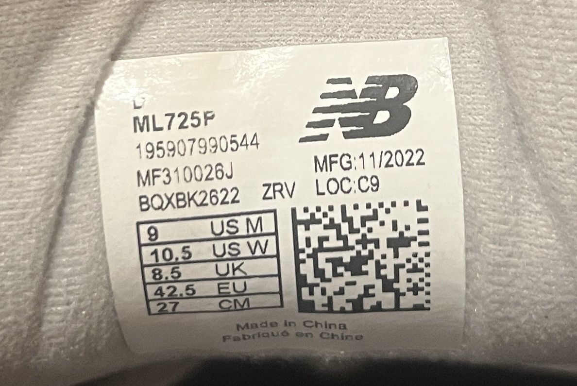 New Balance SIZE 9 MEN - New Balance 725 Rain Cloud Silver Size US 9 / EU 42 - 6 Thumbnail