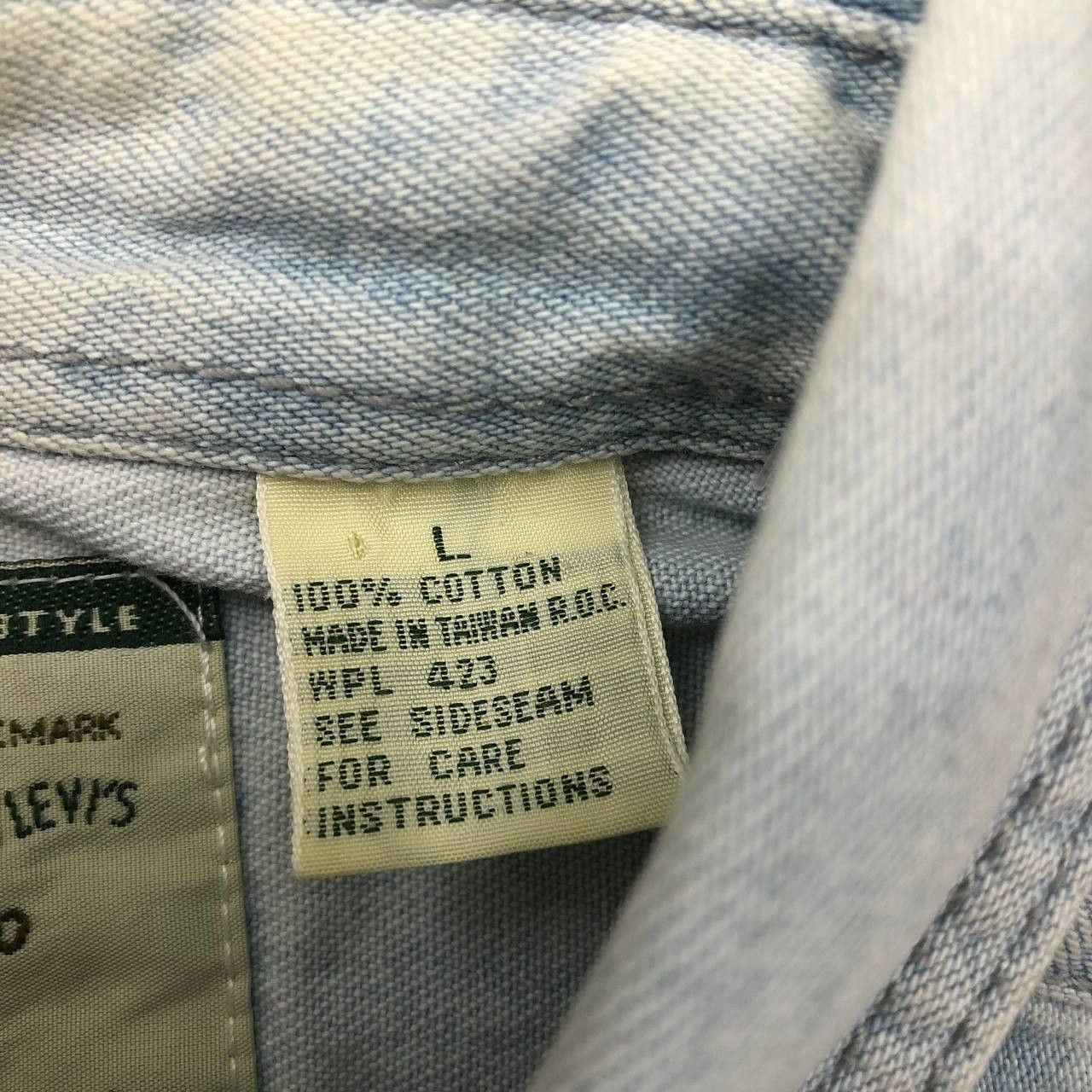 Levi's T310 VTG LEVI'S WORKWEAR BLUE WASH DENIM SHIRTS Size US L / EU 52-54 / 3 - 10 Thumbnail