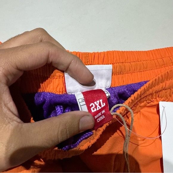 Mitchell & Ness NWT MITCHELL & NESS NCAA NYLON UTILITY CLEMSON TIGERS SHORTS Size US 36 / EU 52 - 5 Thumbnail