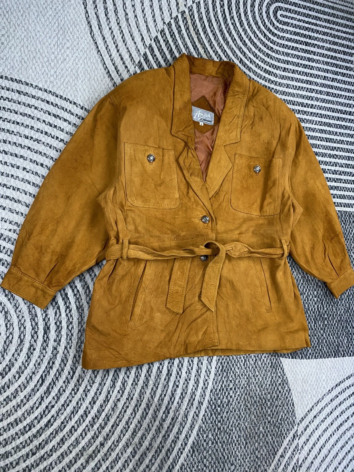 Genuine Leather Vtg Amica Lamb Suede Belted Leather Jacket Size M / US 6-8 / IT 42-44 - 3 Thumbnail