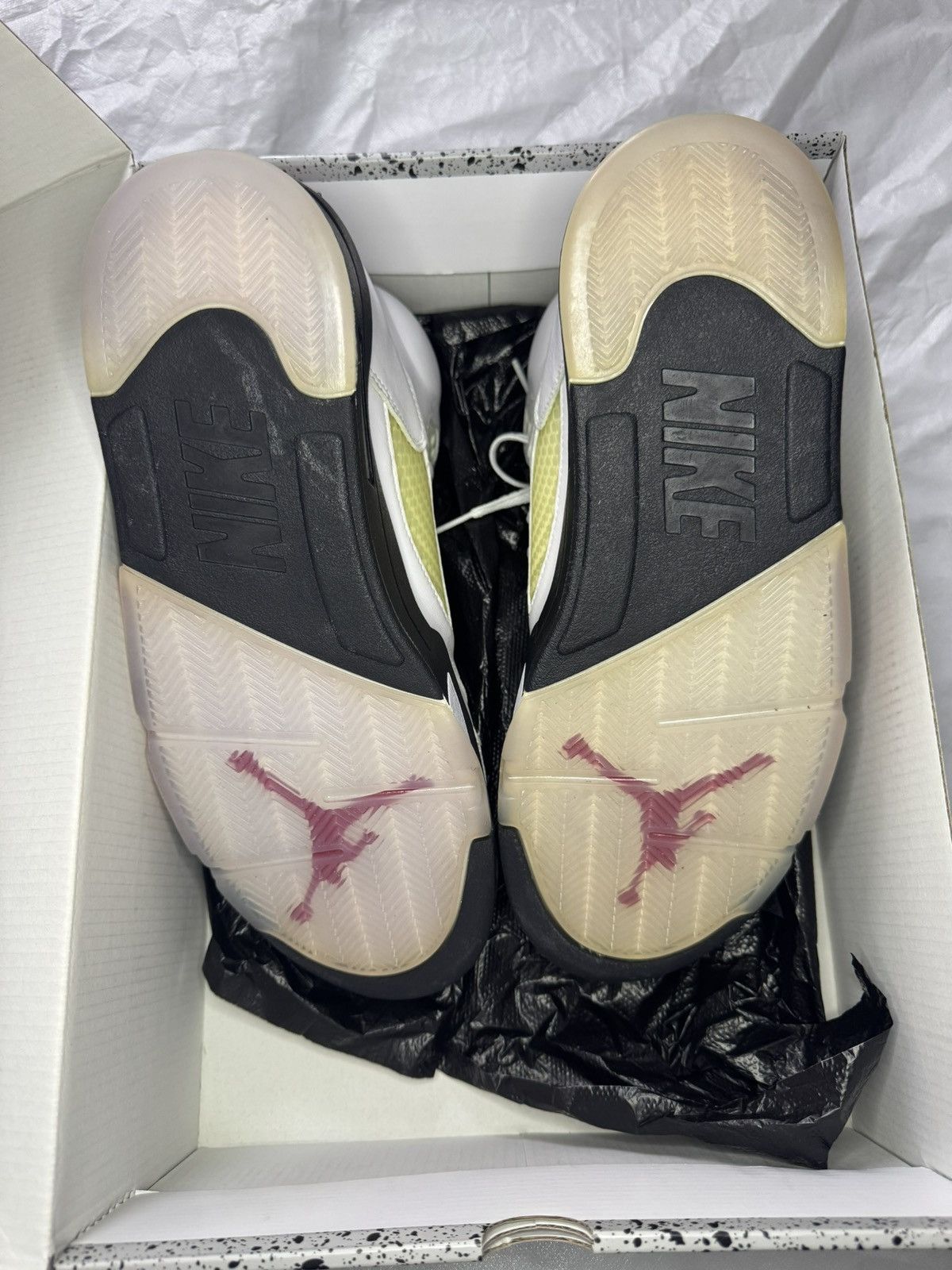 Jordan Brand × Nike Air Jordan 5 “Fire Red” 2020 Size US 10.5 / EU 43-44 - 7 Thumbnail