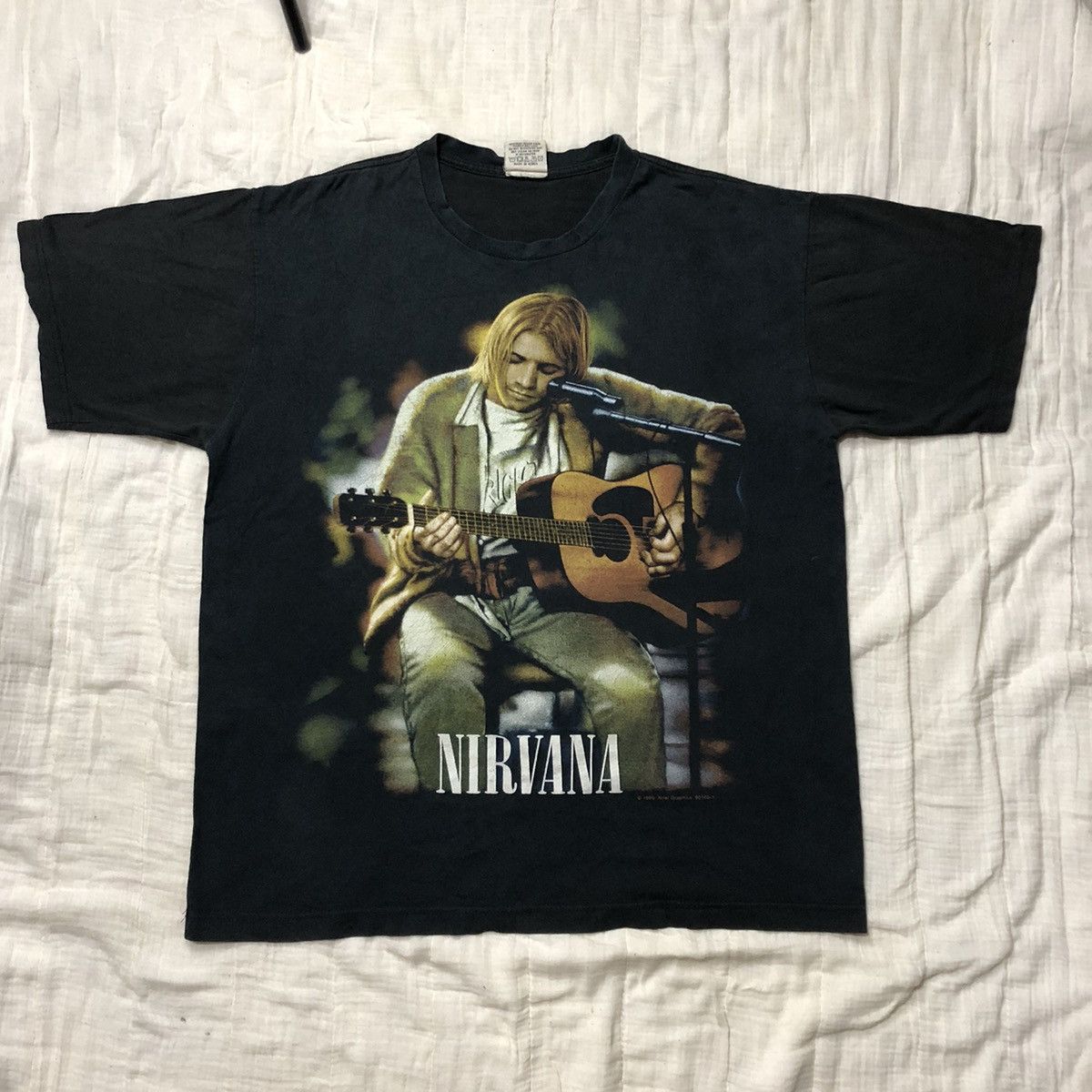 Band Tees Vintage 90s Nirvana Kurt Cobain ERD GRUNGE Rare T Shirt Size US XL / EU 56 / 4 - 2 Thumbnail