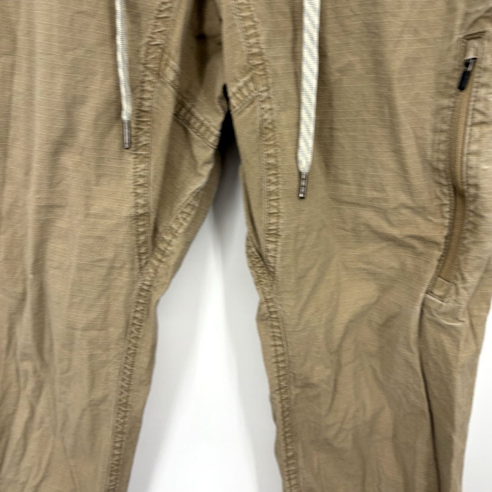 Vuori Vuori Pants Mens S Ripstop Climber Drawstring Hiking Outdoors Work Stretch Pant Slim Tapered 5-Pocket Beige Canvas Logo Zipper Pocket Mens Size US 30 / EU 46 - 7 Thumbnail