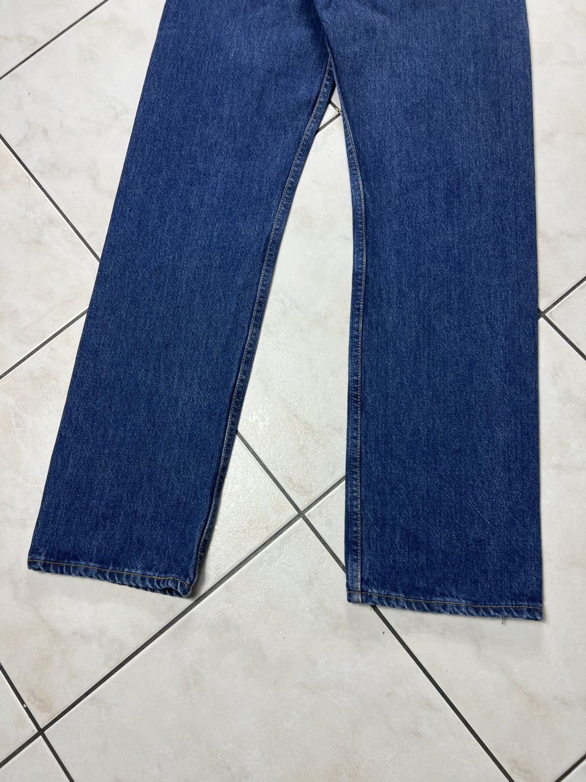 Levi's Vintage 90s Levi’s classic 501 navy denim jeans pants USA Size US 31 - 10 Thumbnail