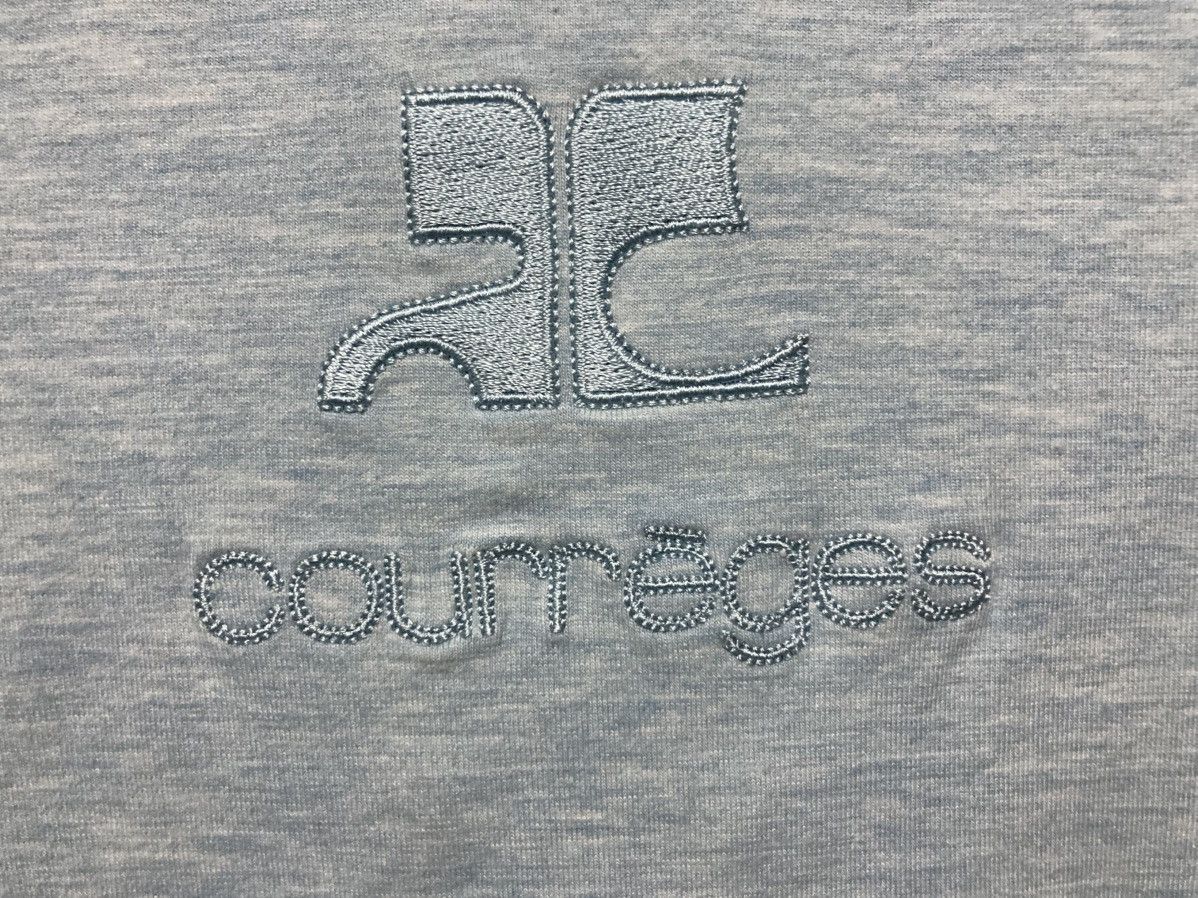 Courreges Courreges T Shirt Big Logo Size S / US 4 / IT 40 - 2 Thumbnail