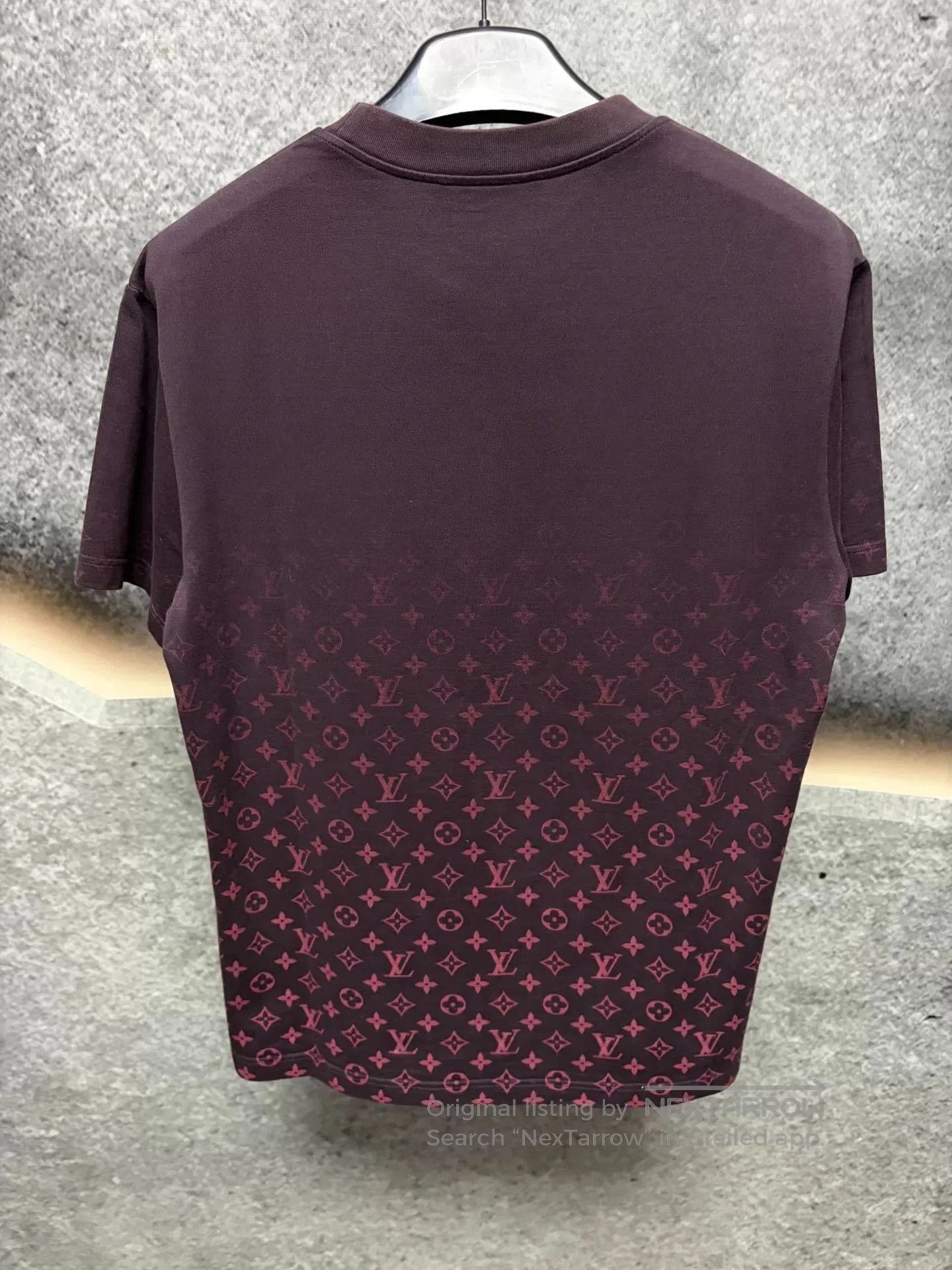 Louis Vuitton Red Patterned Short-Sleeve T-Shirt Size L. Size US L / EU 52-54 / 3 - 2 Thumbnail
