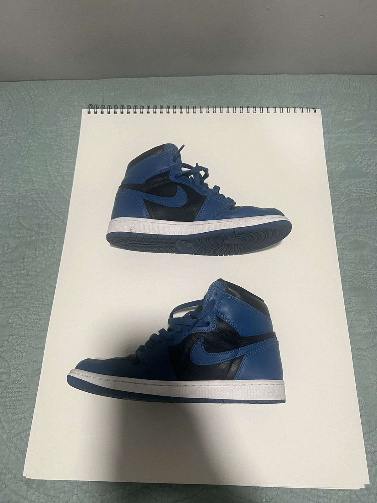 Jordan Brand × Nike Air Jordan 1 Retro High OG 'Dark Marina Blue' Size US 9 / EU 42 - 3 Thumbnail