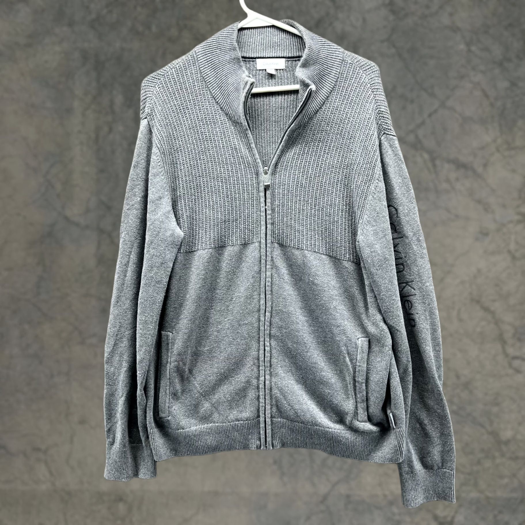 Calvin Klein VINTAGE Calvin Klein Sweater Shirt Men Small Gray Full Zip Fleece Cotton Jacket Chunky Knit Size US S / EU 44-46 / 1 - 1 Thumbnail