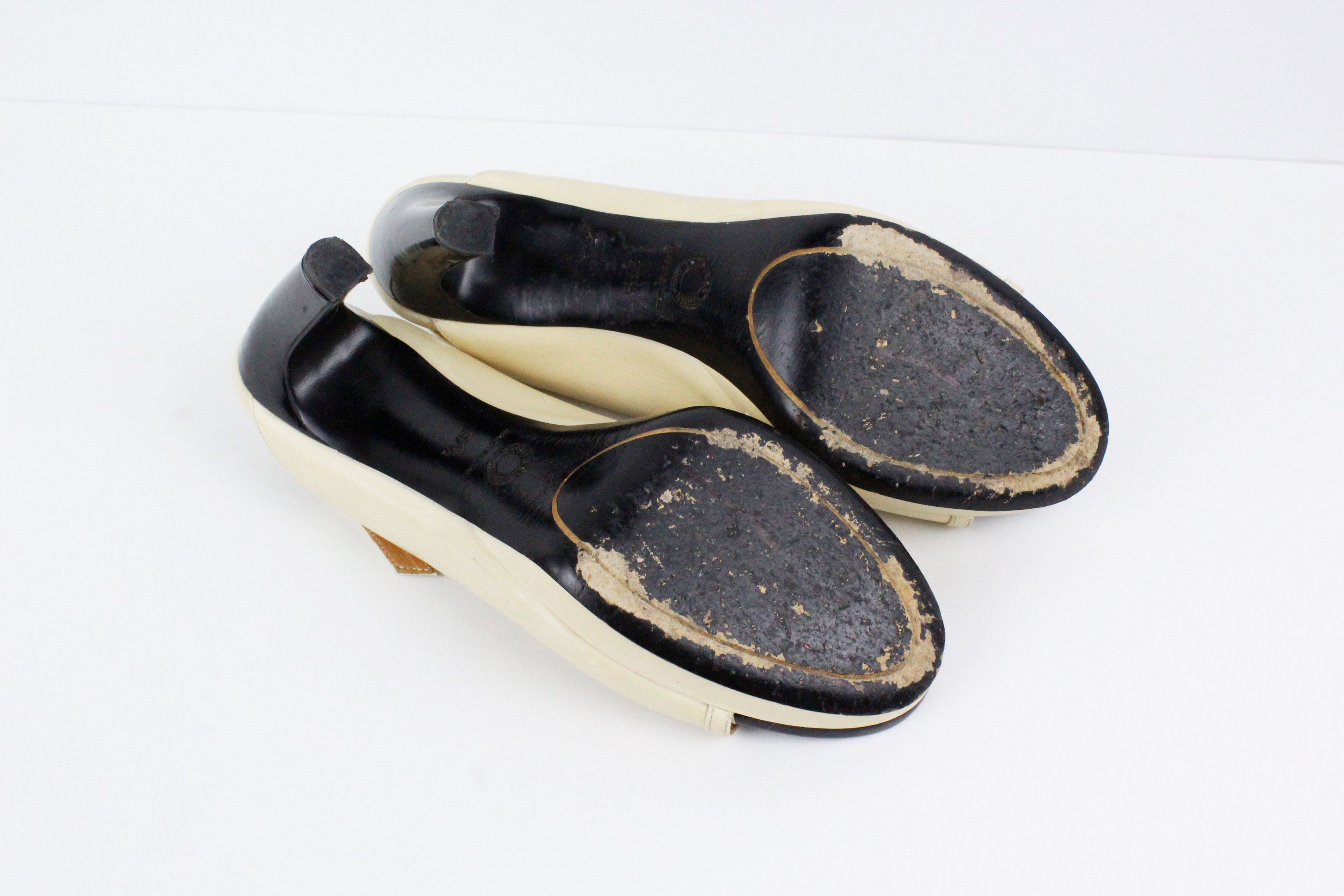 Dries Van Noten Dries Van Noten Beige Leather Open Toe Pumps Shoes Size US 7.5 / IT 37.5 - 7 Thumbnail