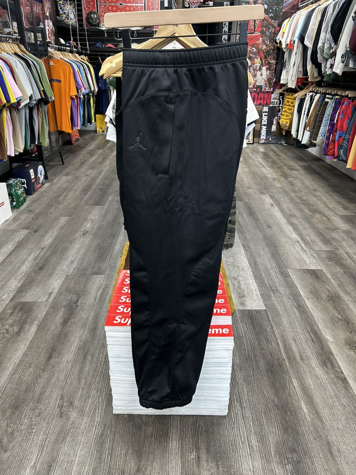 Jordan Brand × Nike × Supreme Supreme x Jordan Tricot Track Pants Size US 32 / EU 48 - 3 Thumbnail